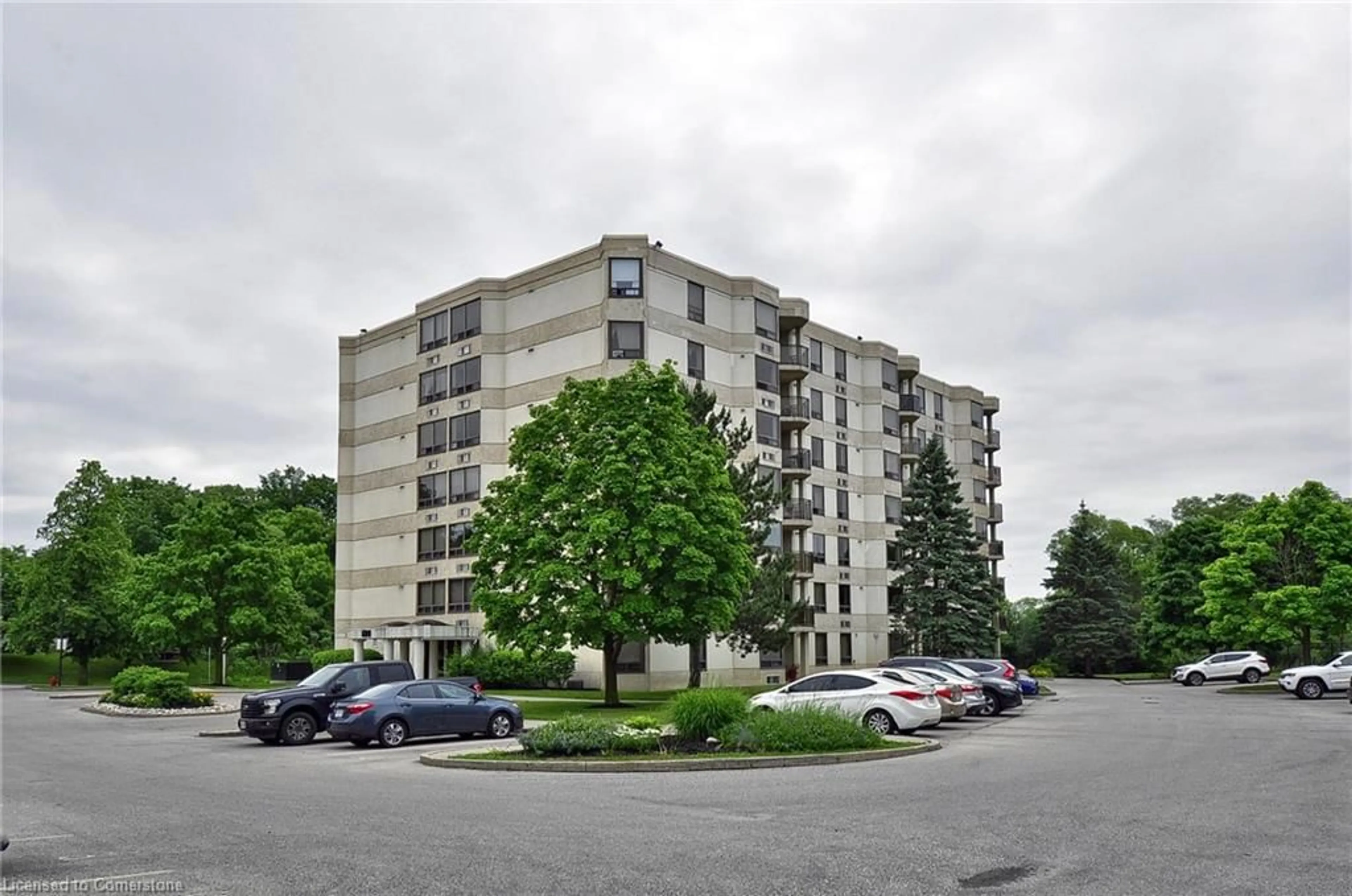 Unknown for 688 Preston Pky #306, Cambridge Ontario N3H 5K6