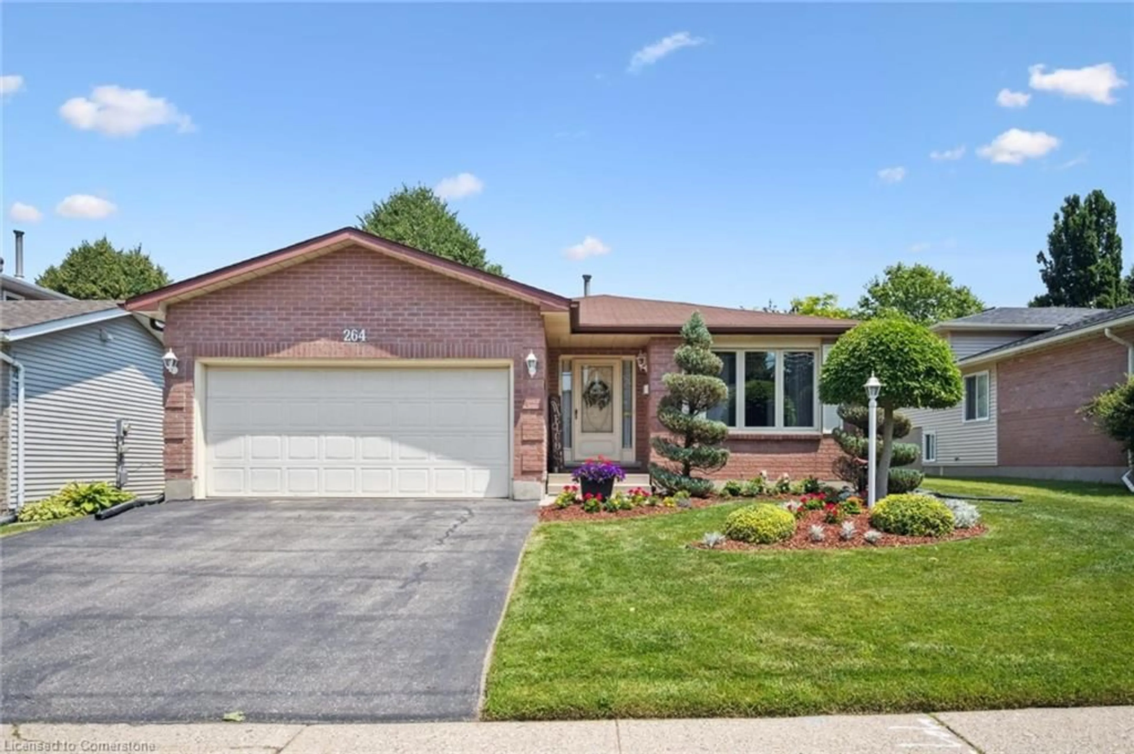 Home with brick exterior material, street for 264 Biehn Dr, Kitchener Ontario N2R 1B2