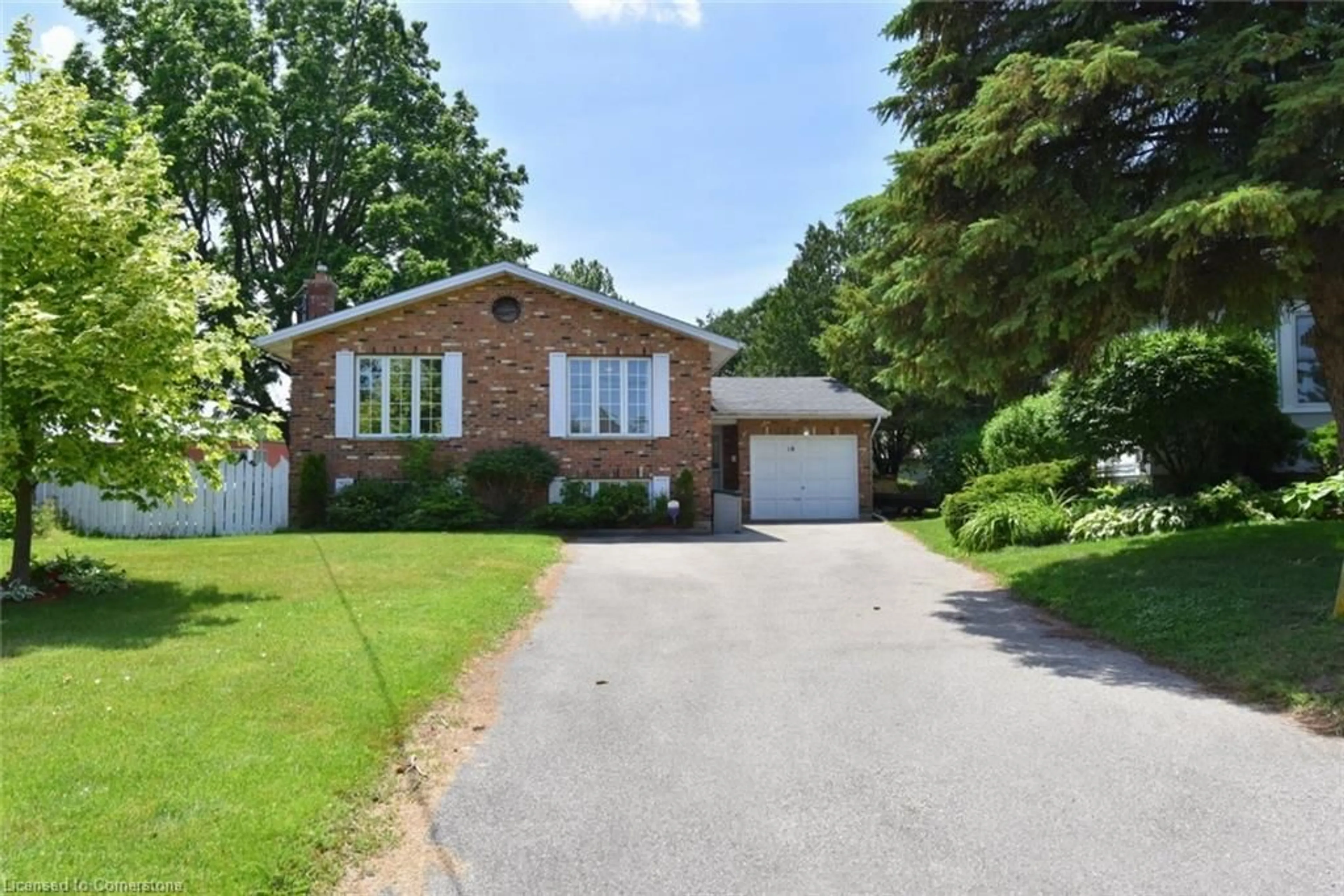 Home with brick exterior material, street for 18 Clara Cres, Brantford Ontario N3S 7C7