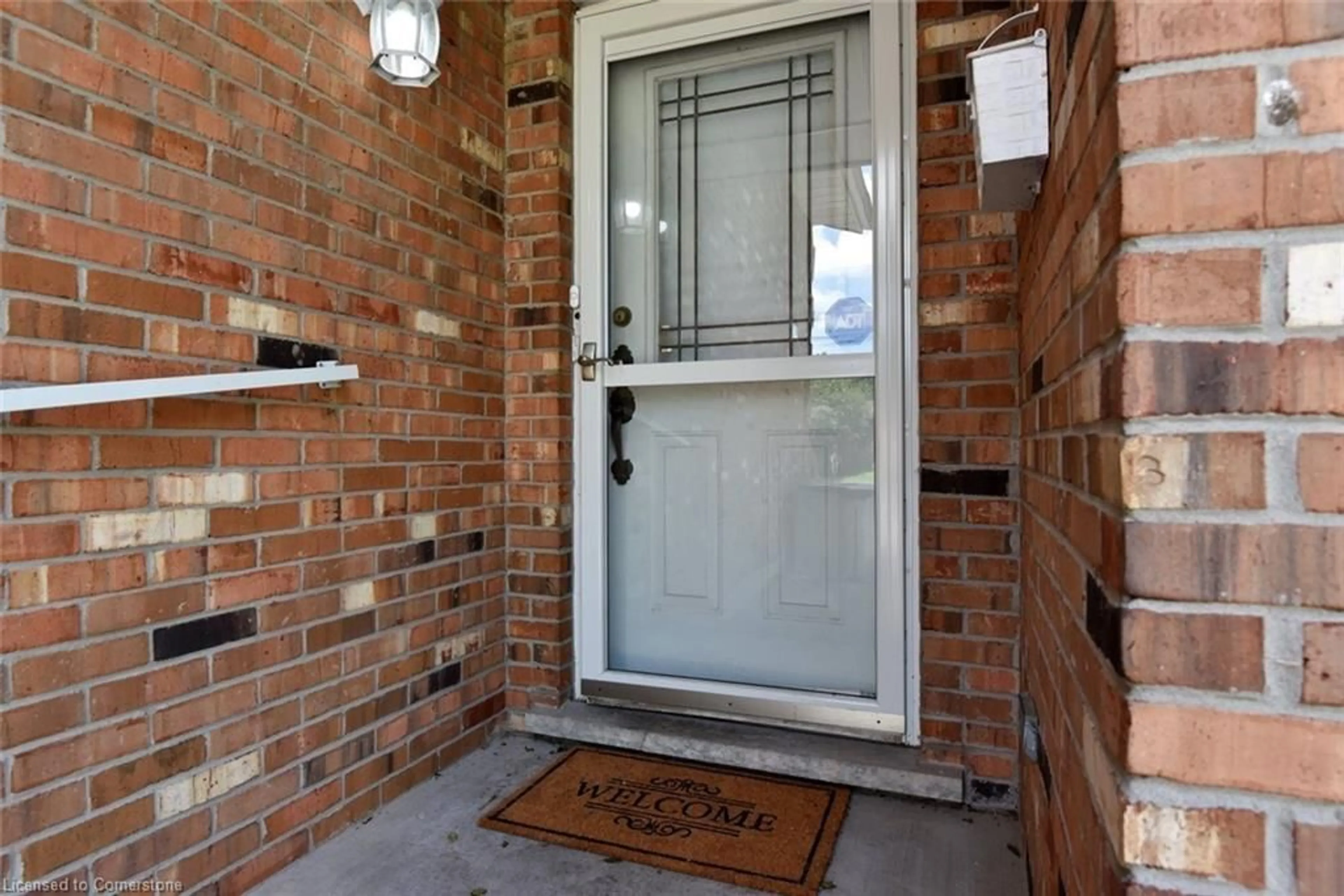 Indoor entryway for 18 Clara Cres, Brantford Ontario N3S 7C7
