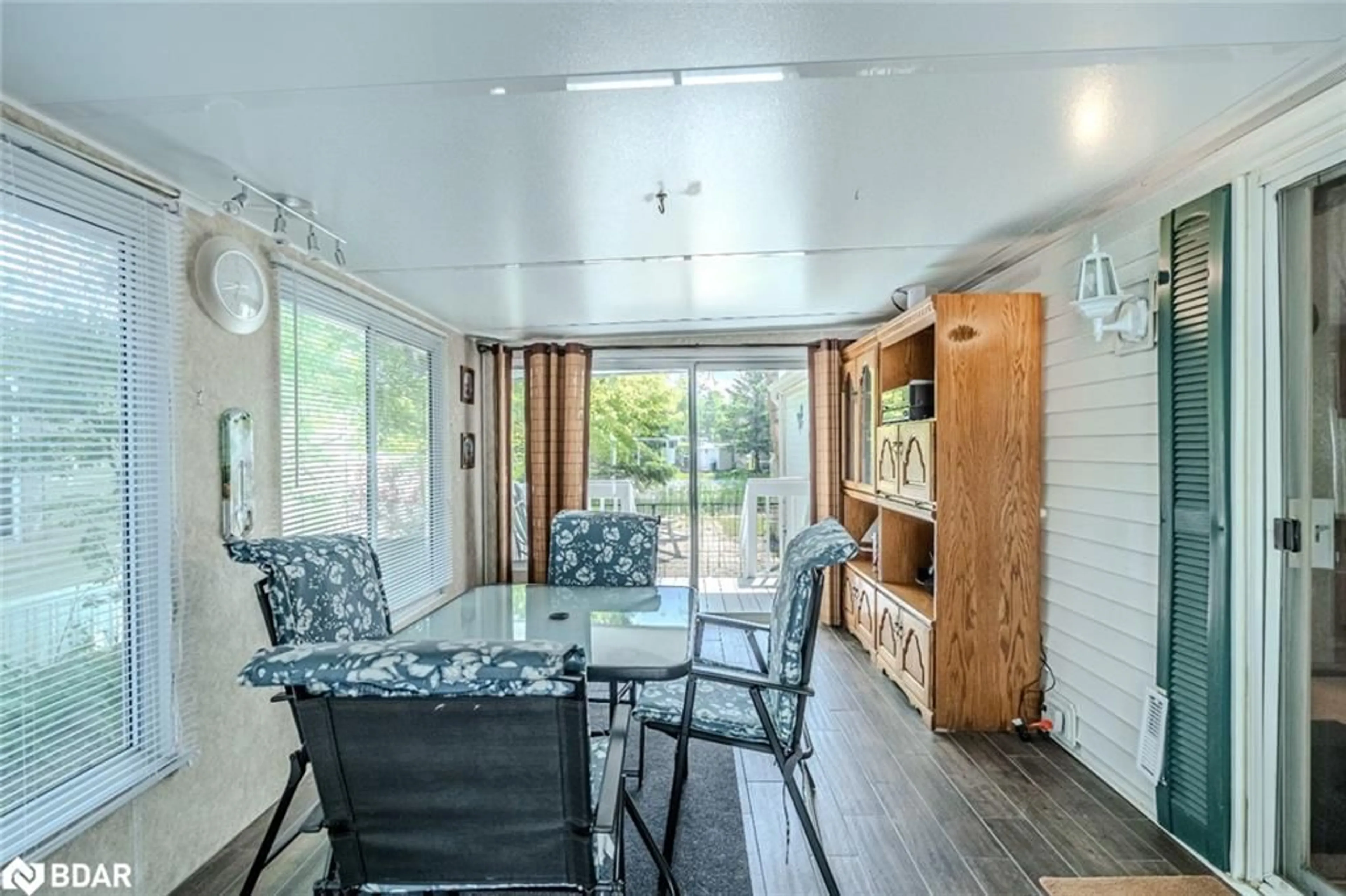 Dining room, unknown for 13 Huron Cir, Wasaga Beach Ontario L9Z 1X7