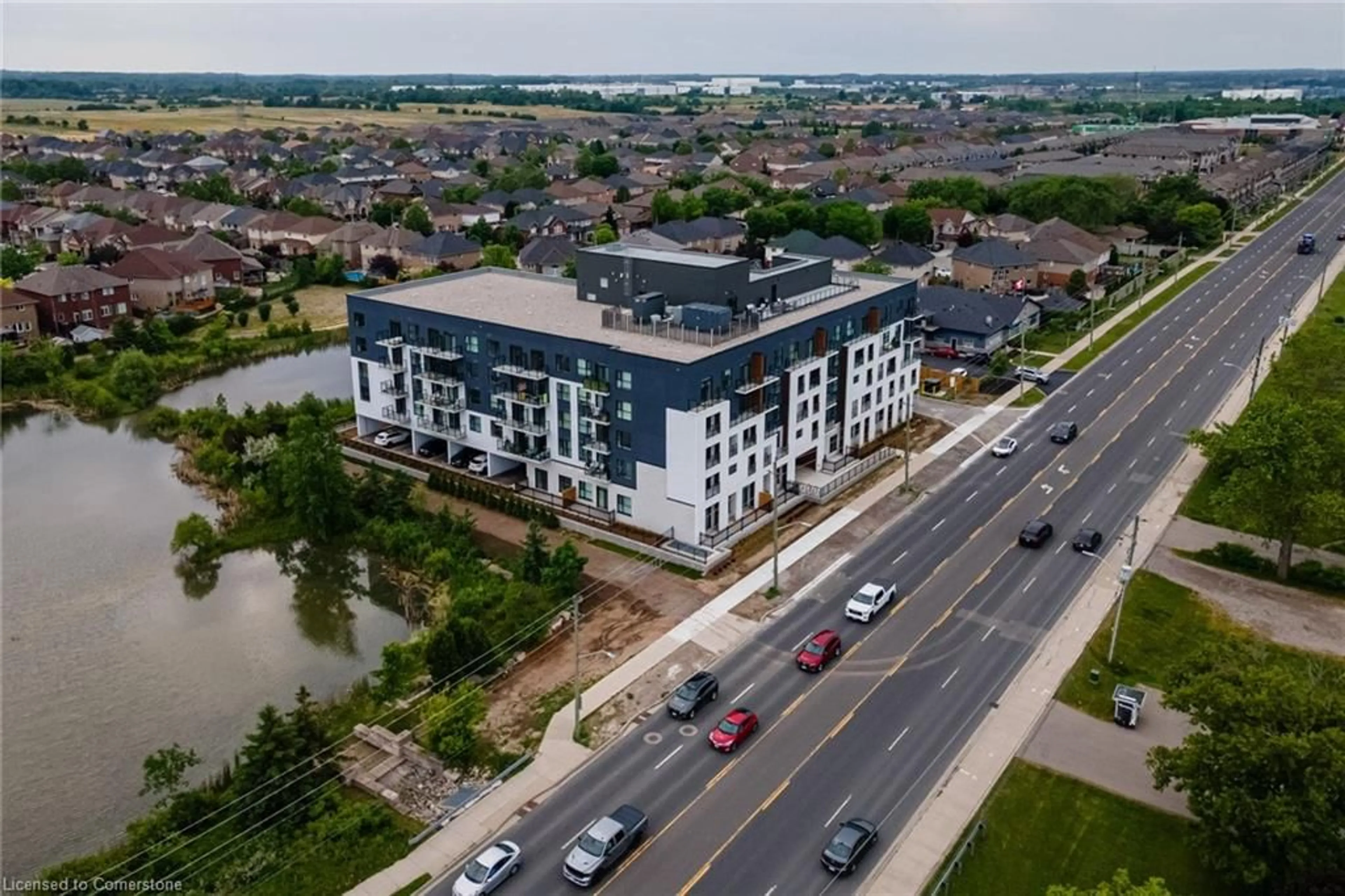 A pic from outside/outdoor area/front of a property/back of a property/a pic from drone, unknown for 1936 Rymal Rd #221, Hamilton Ontario L0R 1P0