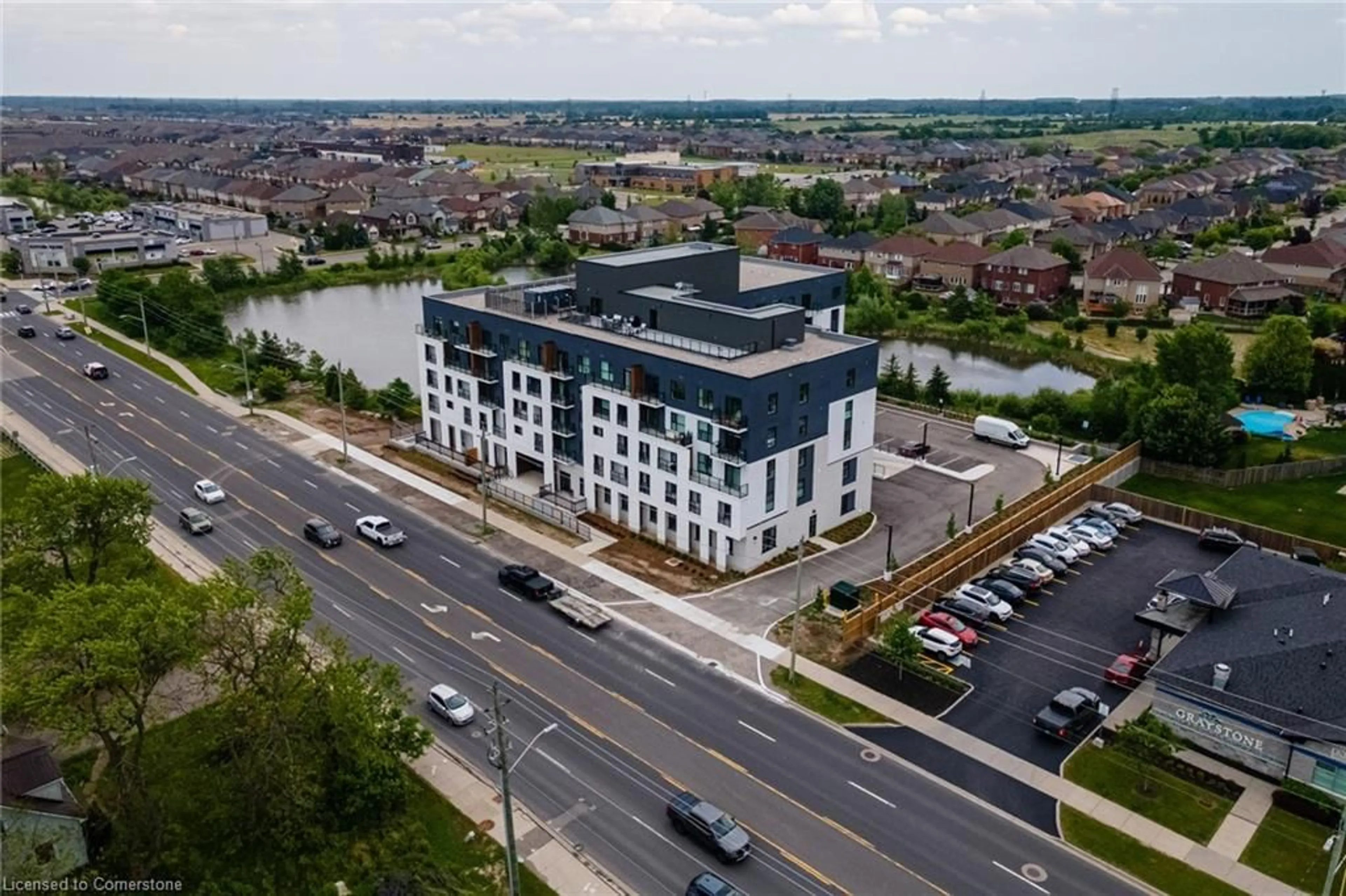 A pic from outside/outdoor area/front of a property/back of a property/a pic from drone, unknown for 1936 Rymal Rd #221, Hamilton Ontario L0R 1P0