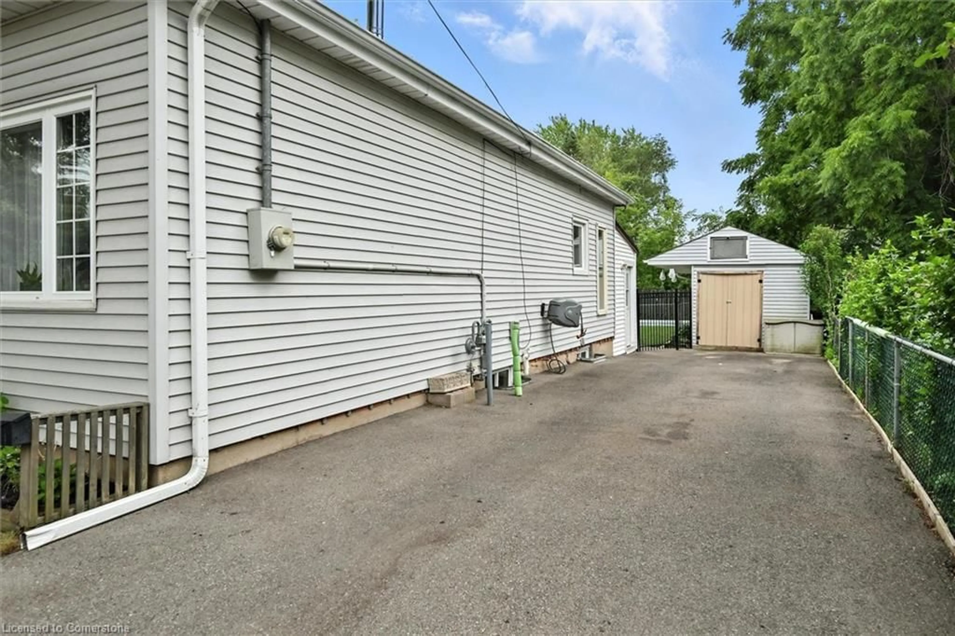 Unknown for 185 Campbell St, Brantford Ontario N3S 5B5