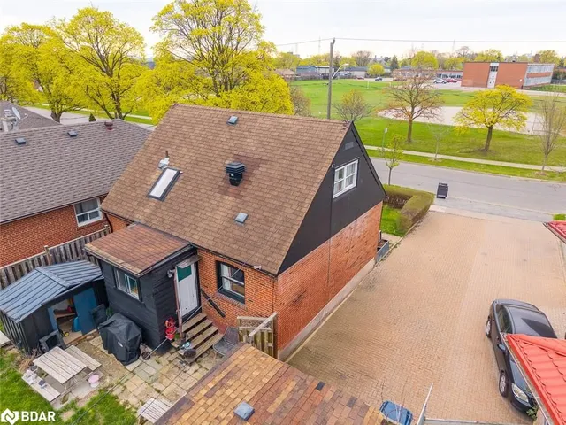 Additional image 2 of 65 Barrhead Cres