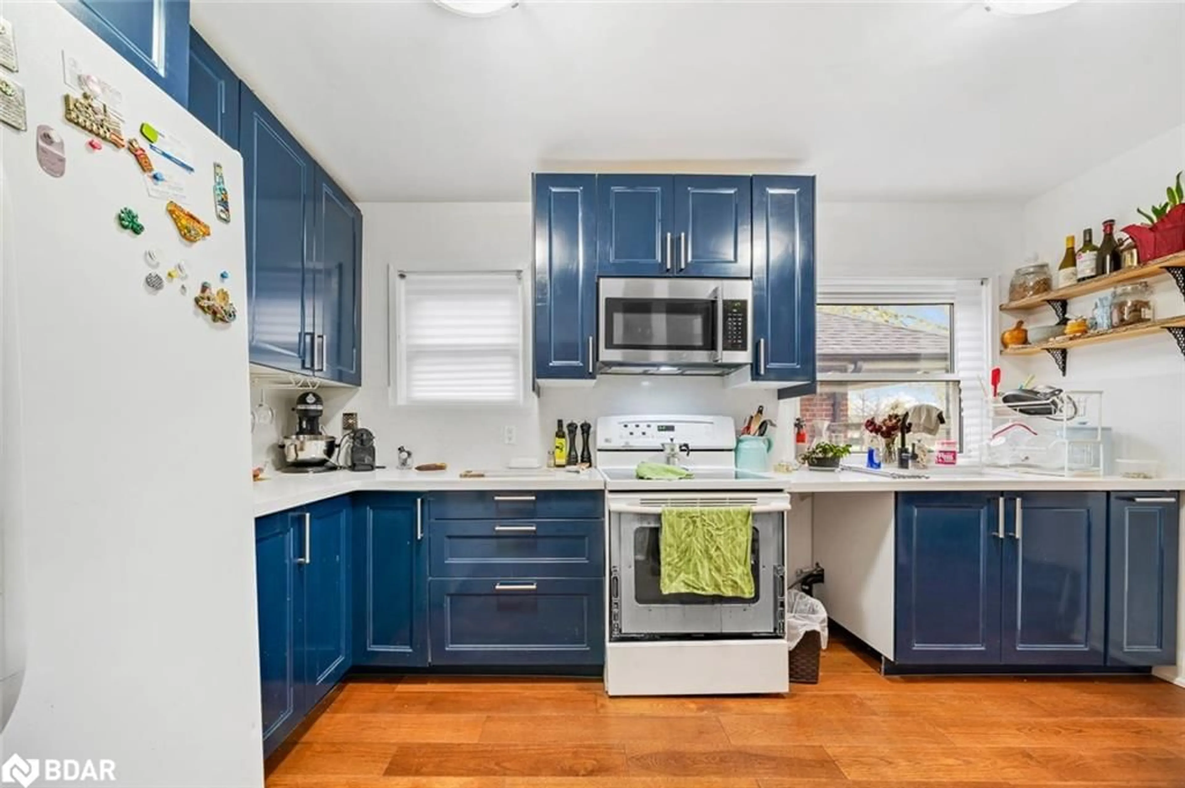 Unknown for 65 Barrhead Cres, Etobicoke Ontario M9W 3Z8