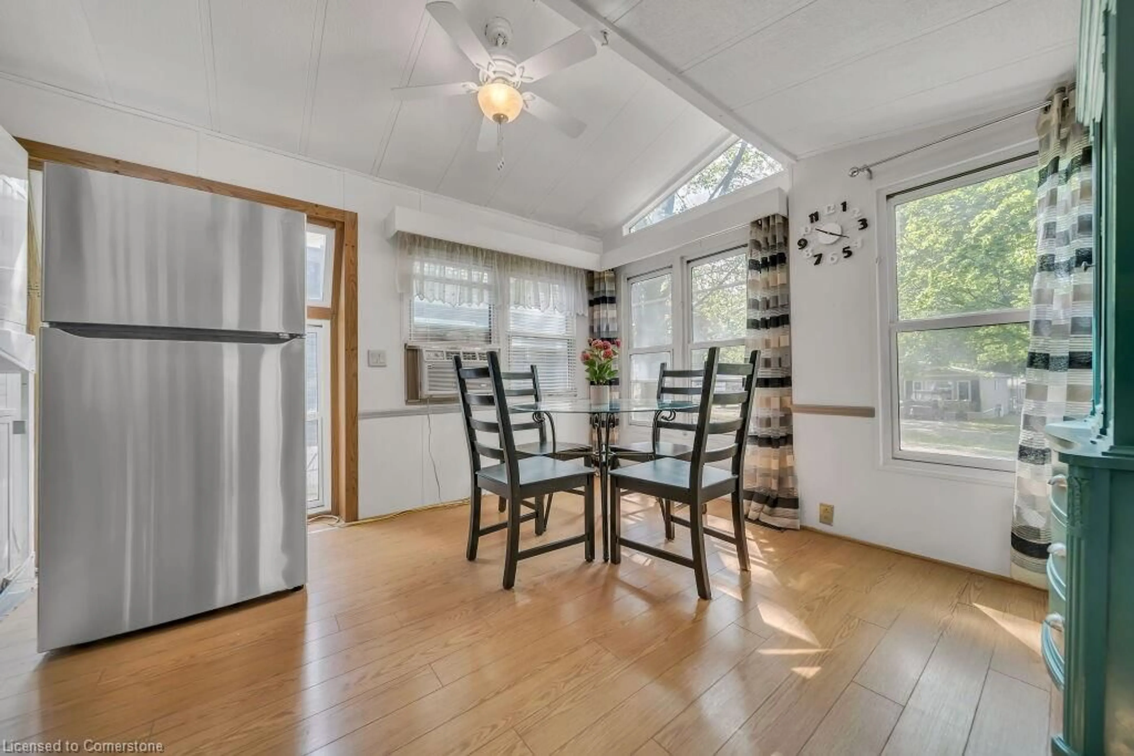 Dining room, unknown for 580 Beaver Creek Rd #9, Waterloo Ontario N2J 3Z4