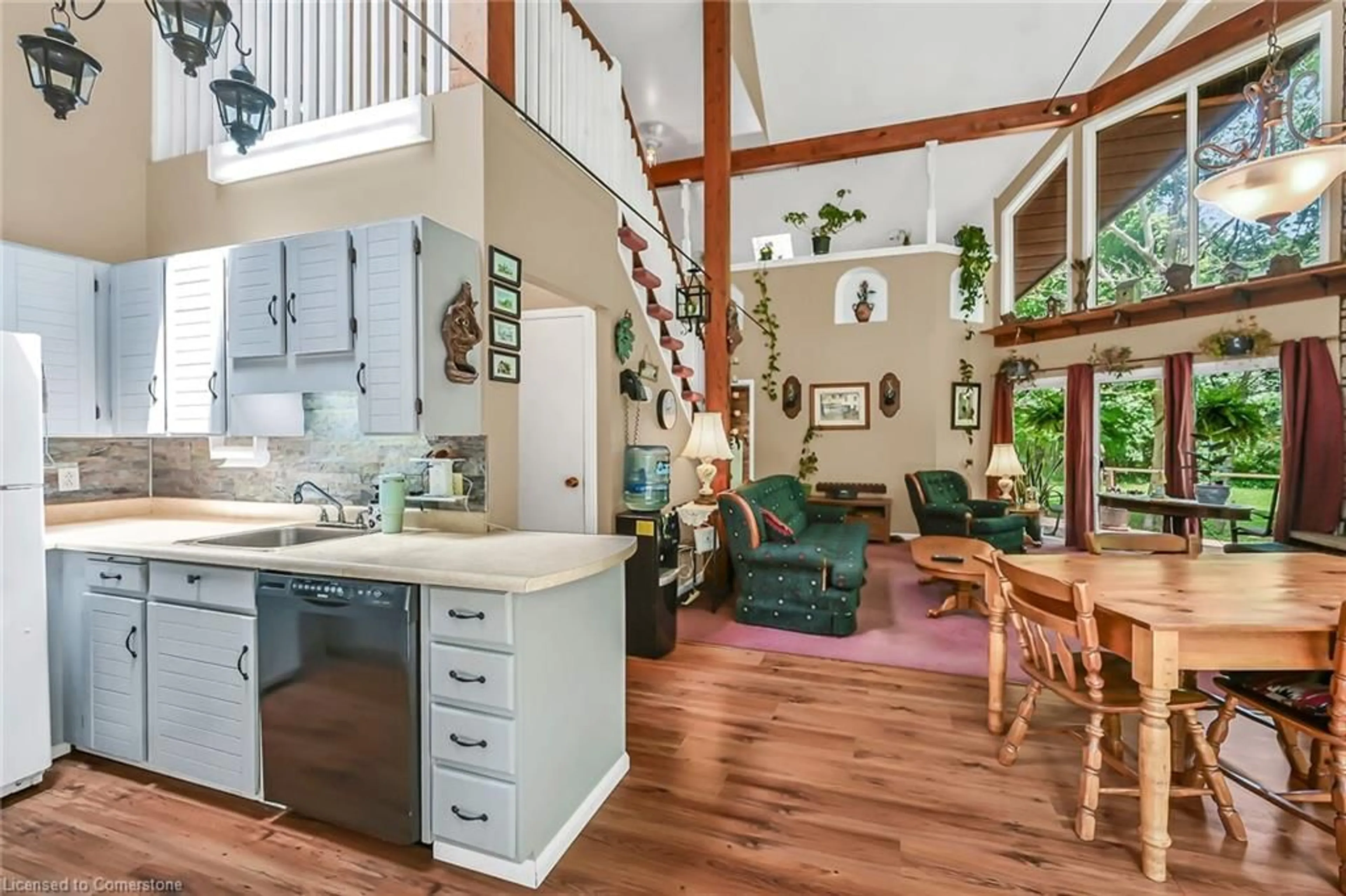 Open concept kitchen, unknown for 35 Little Rd, Cayuga Ontario N0A 1E0