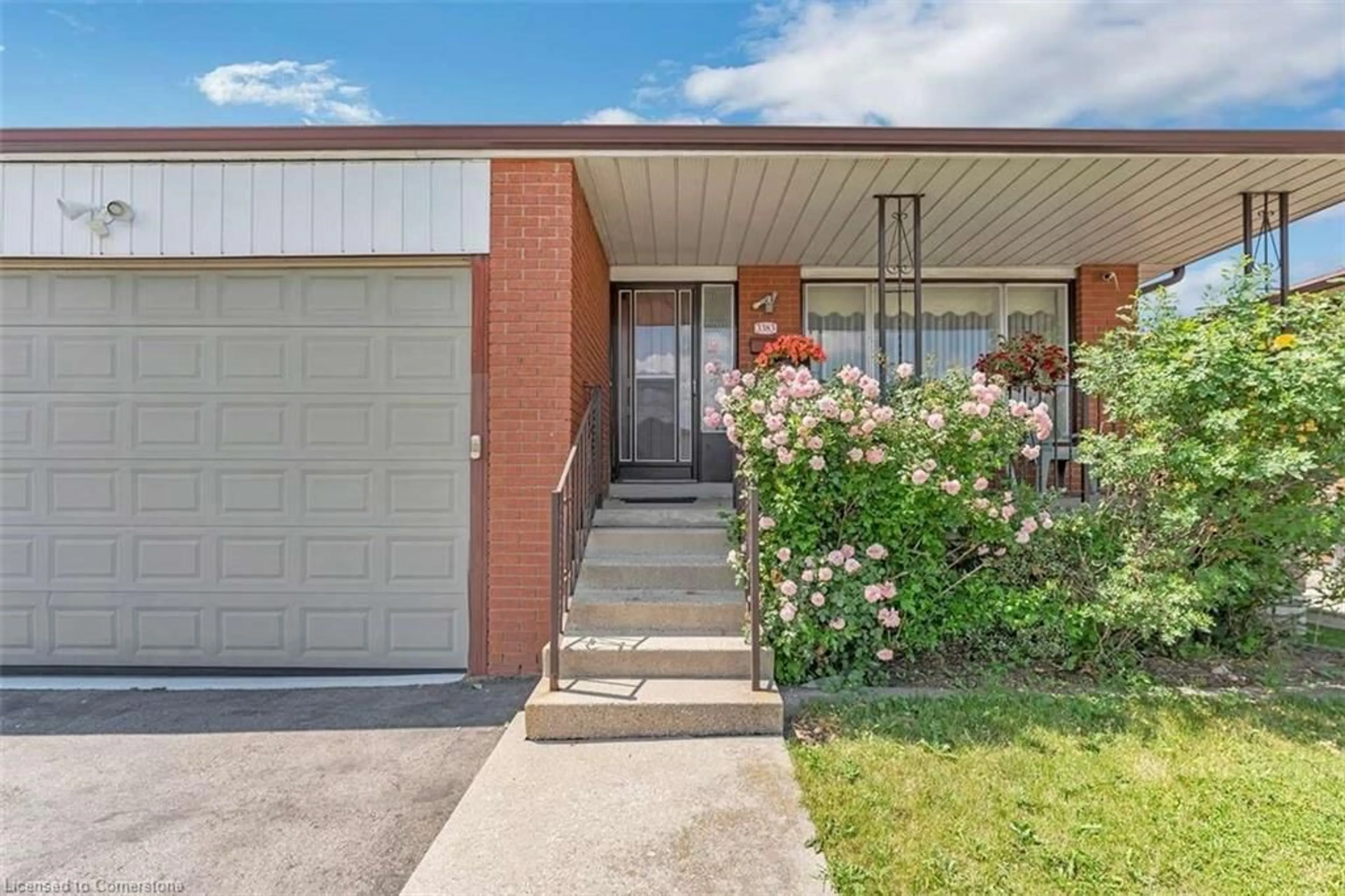 Home with brick exterior material, street for 3383 Brandon Gate Dr, Mississauga Ontario L4T 3J7