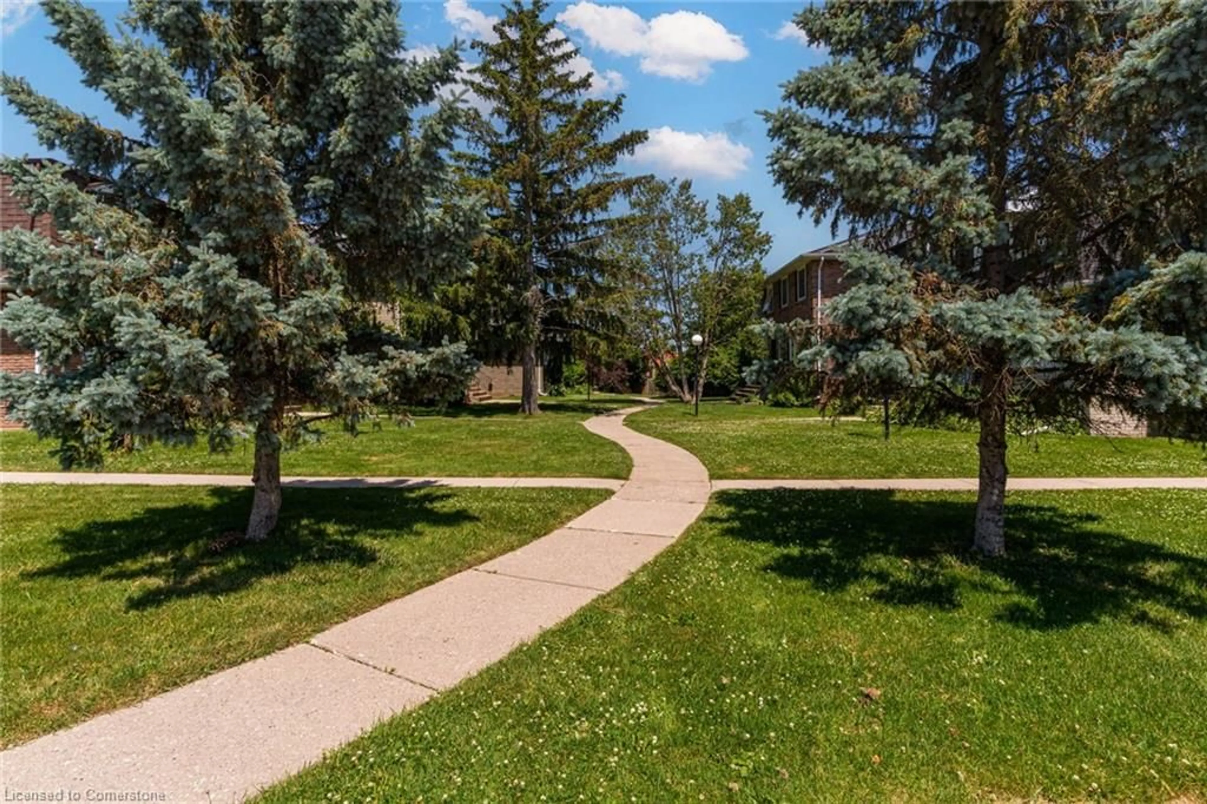 Patio, street for 30 Coachwood Rd #8, Brantford Ontario N3R 3R4