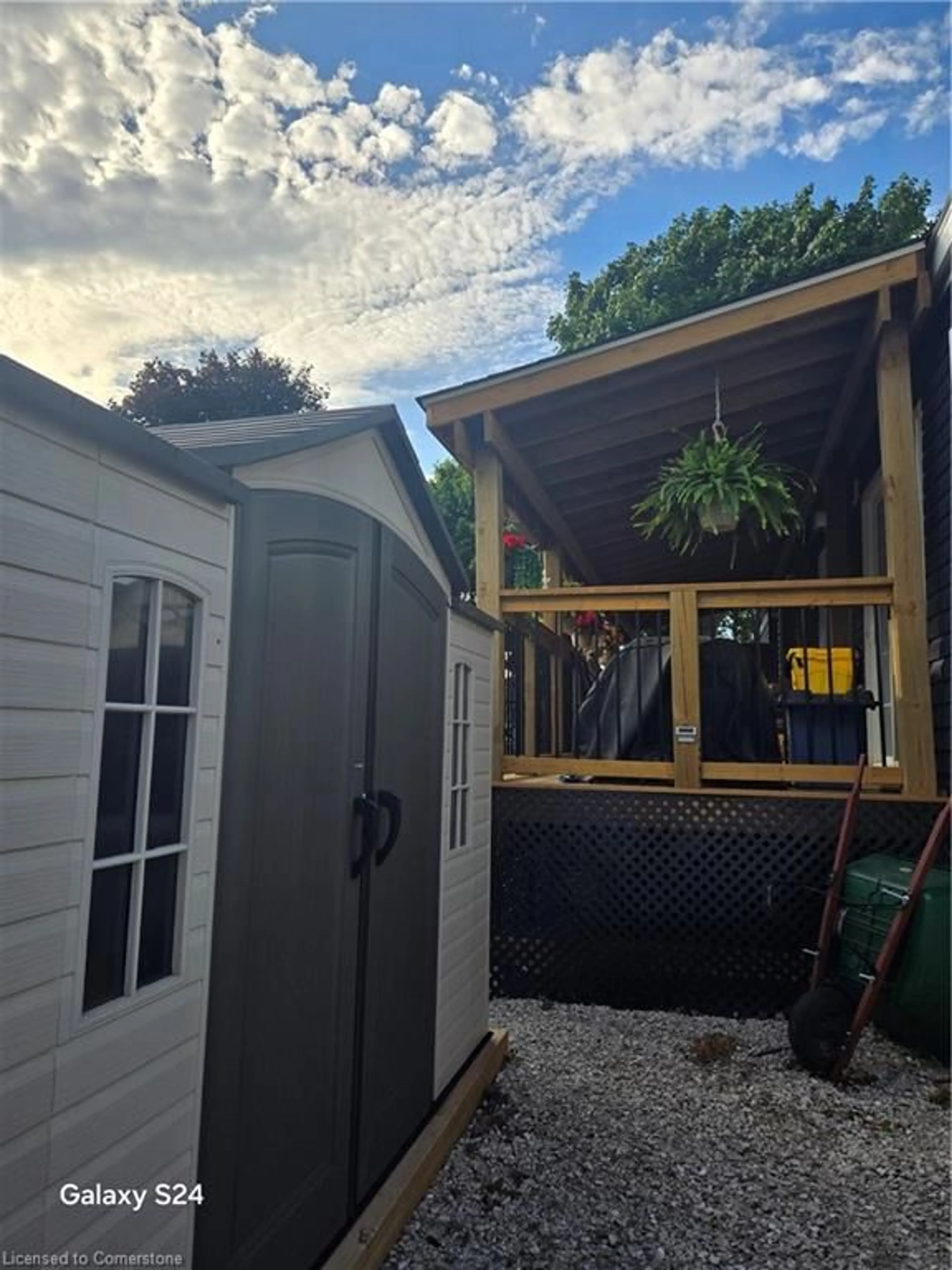 Shed for 99 Fourth Concession Rd #515 Roselawn, Burford Ontario N0E 1A0