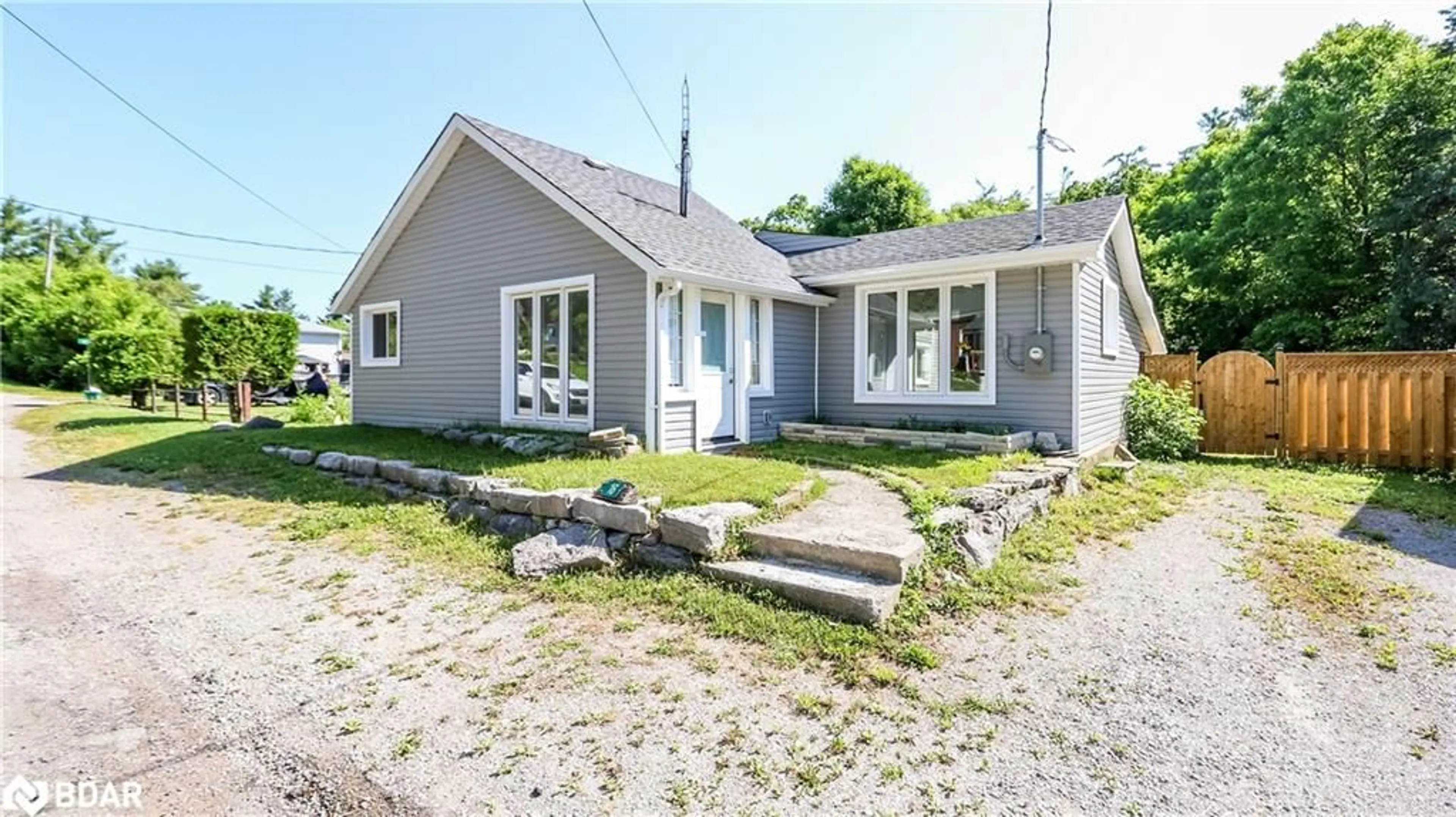 Unknown for 16 Lime Street St, Coboconk Ontario K0M 1K0