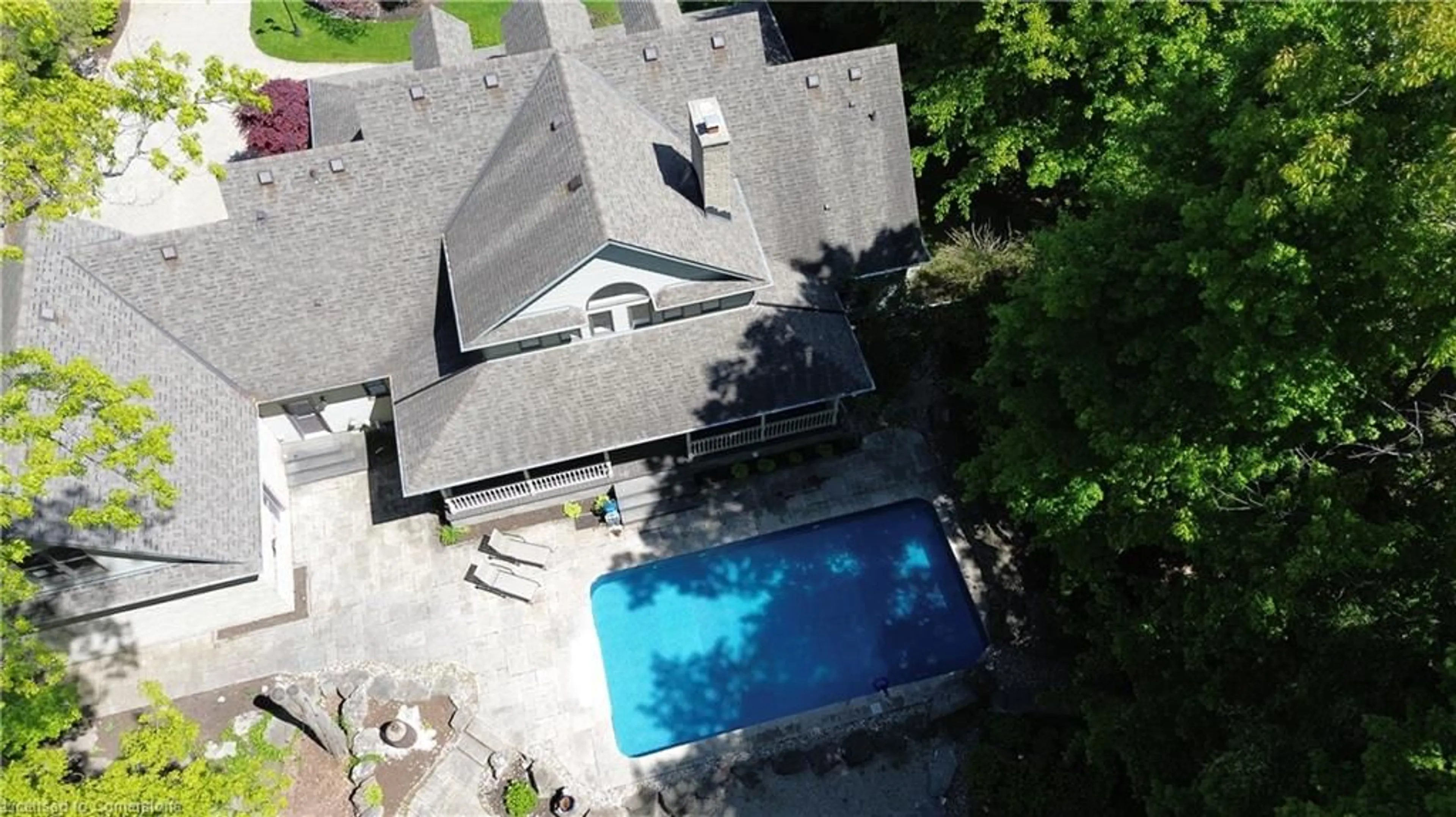 A pic from outside/outdoor area/front of a property/back of a property/a pic from drone, unknown for 652 Westbrook Rd, Hamilton Ontario L0R 2A0