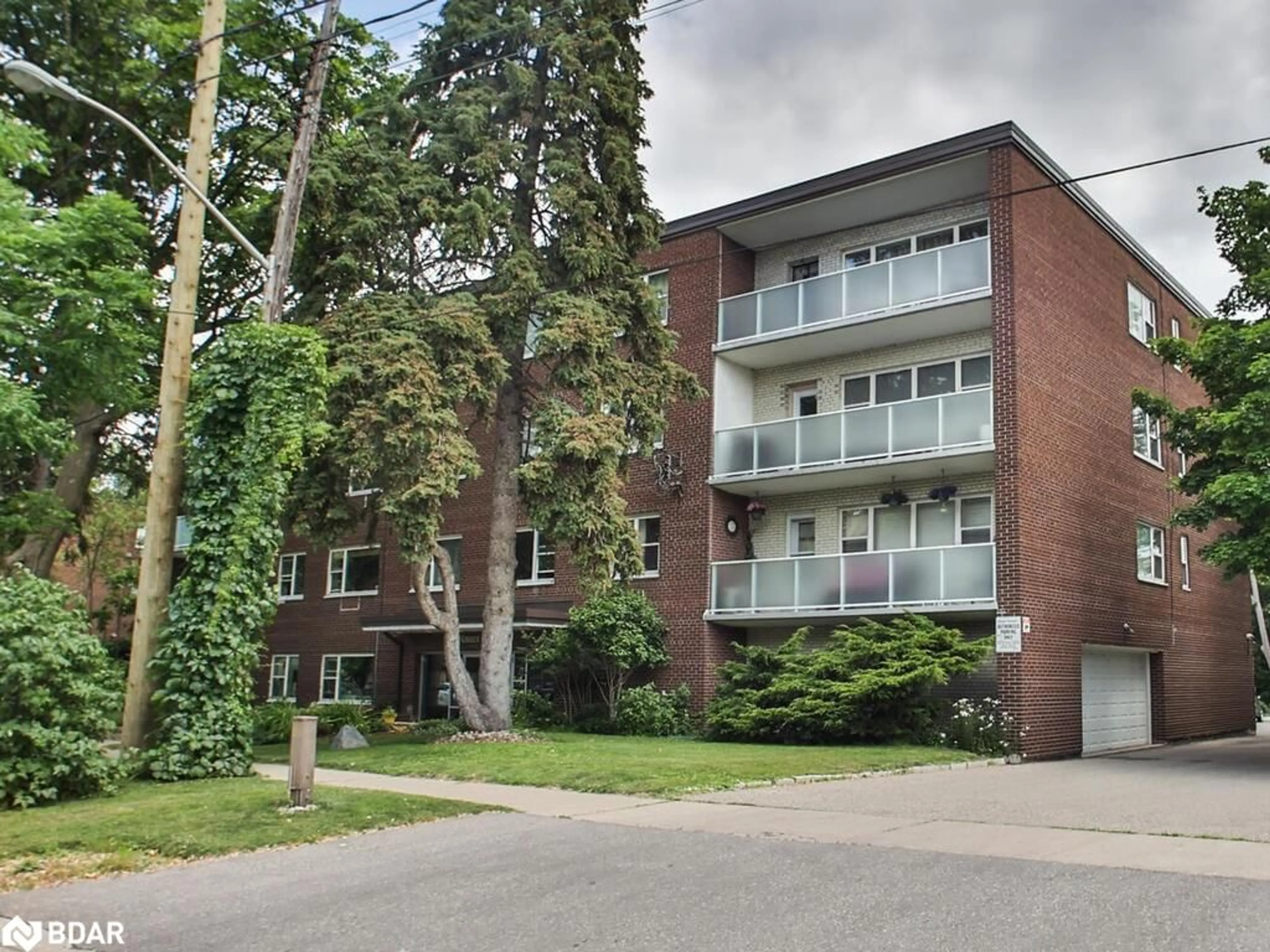 Unknown for 185 Stephen Dr, Toronto Ontario M8Y 3N5