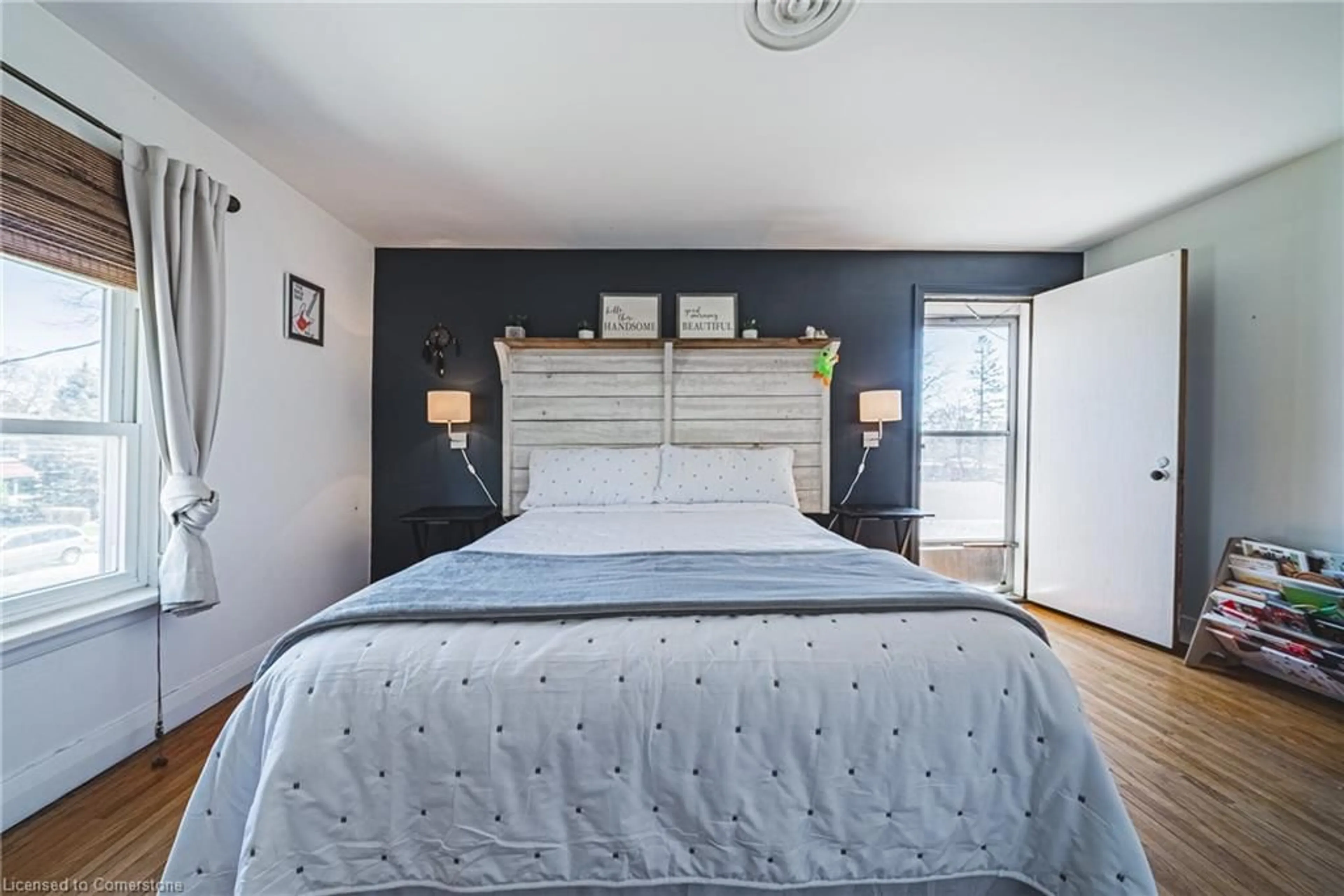 Bedroom with bed, unknown for 43 Franklin St, Brantford Ontario N3R 1T2