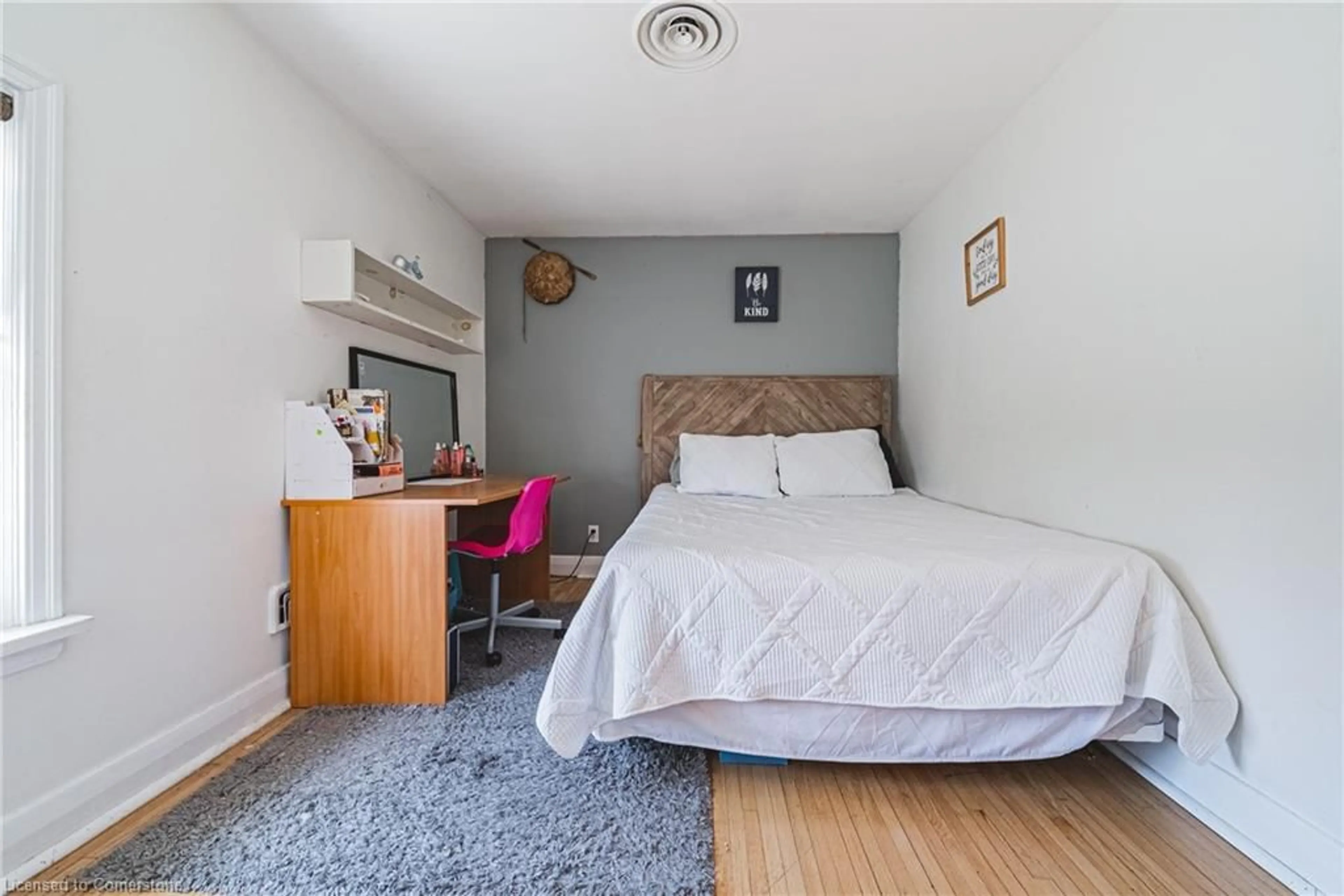 A pic of a room for 43 Franklin St, Brantford Ontario N3R 1T2