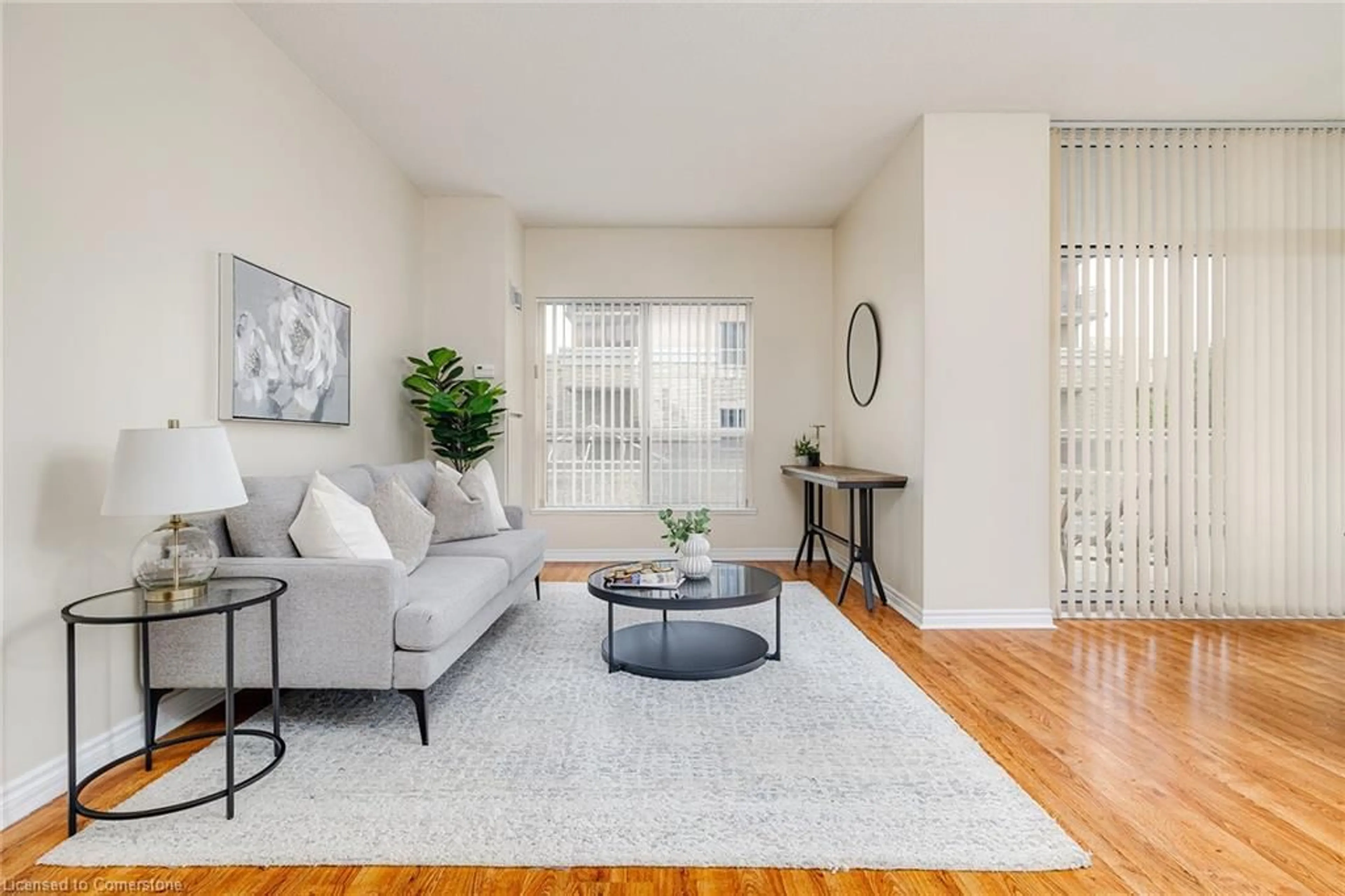 Living room with furniture, unknown for 810 Scollard Crt #206, Mississauga Ontario L5V 0A4