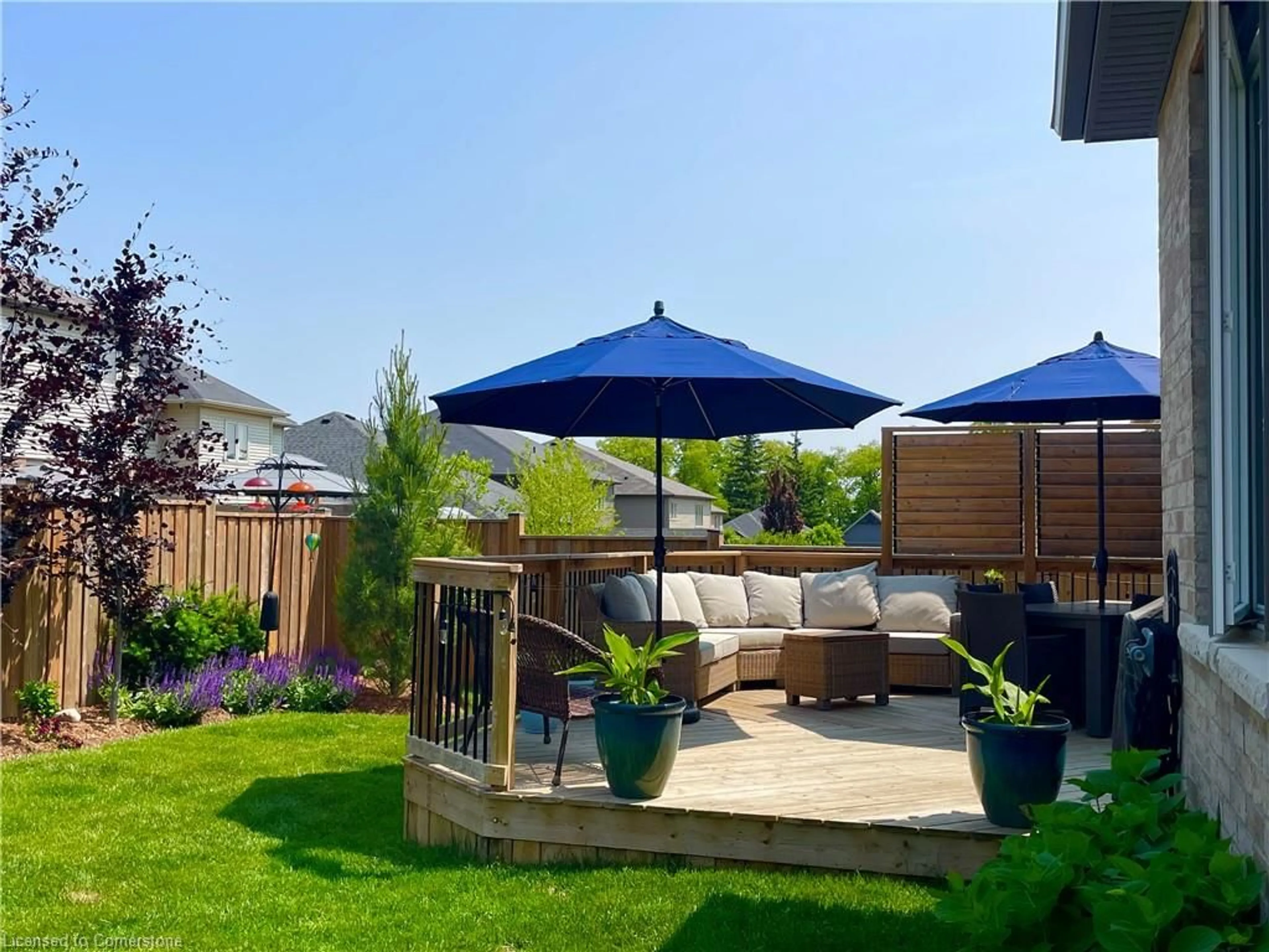Patio, unknown for 26 Mcgovern Lane, Paris Ontario N3L 0K3