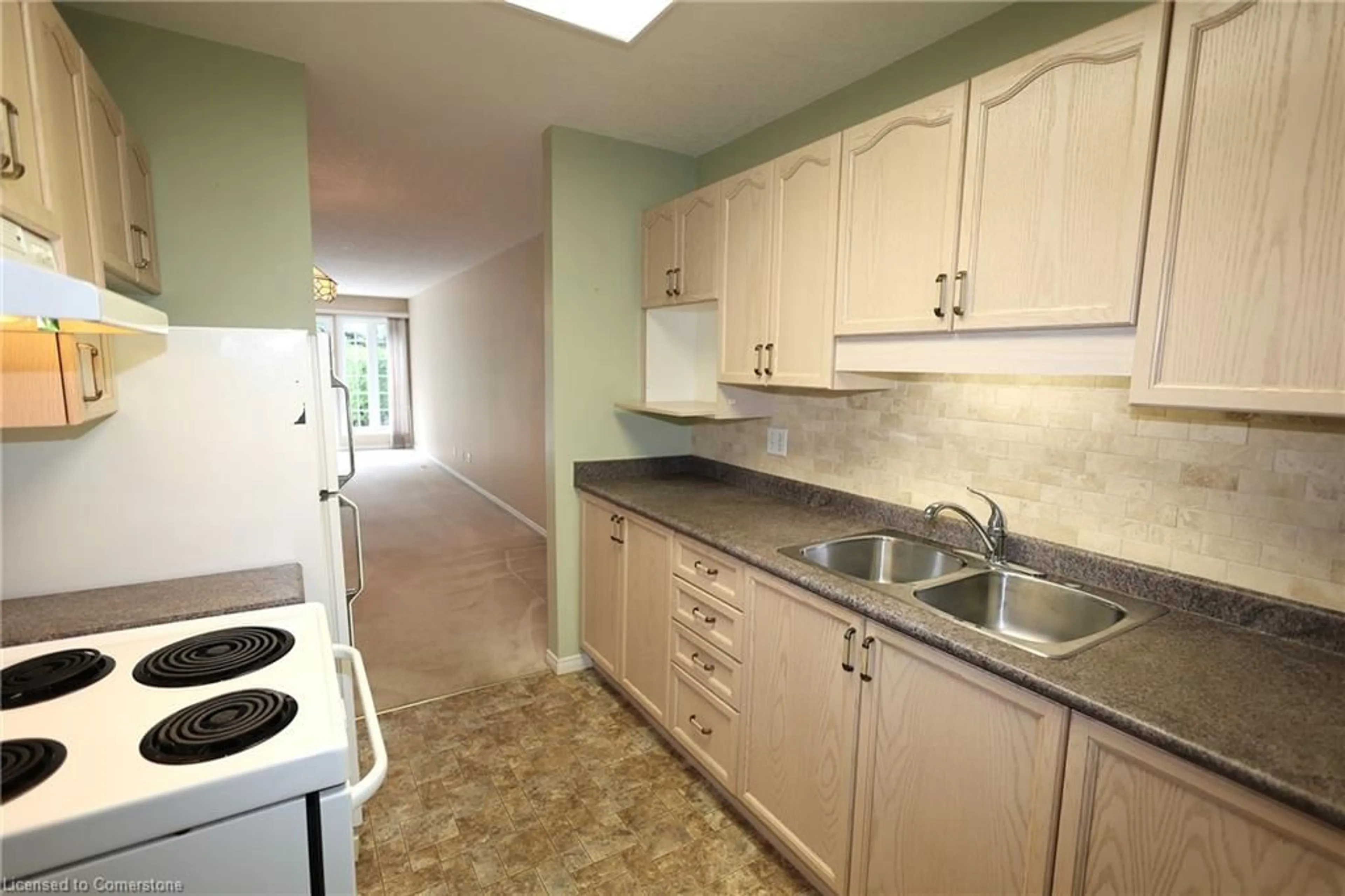 Standard kitchen, unknown for 21 Foell St #7, Baden Ontario N3A 2V6