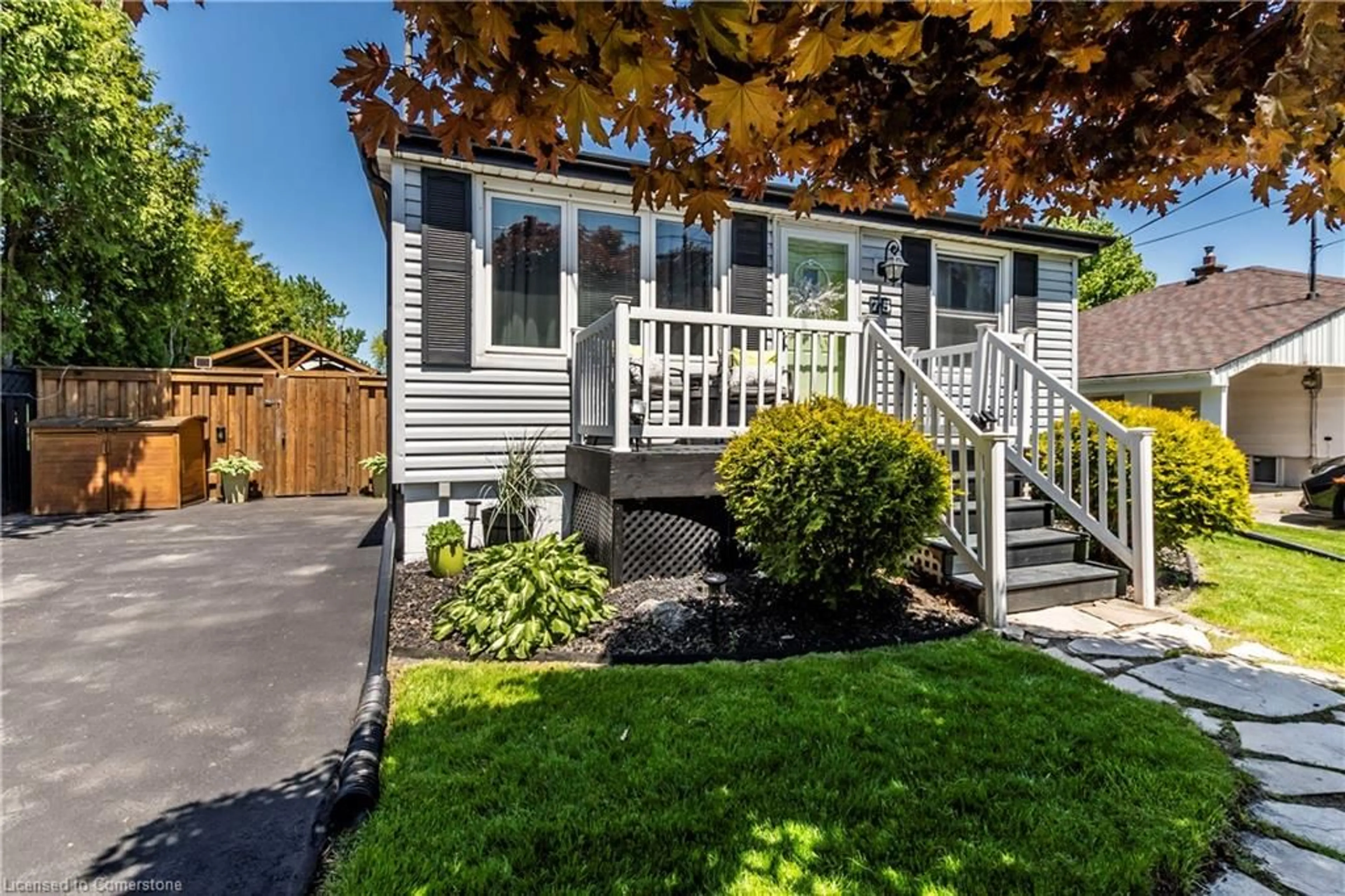 Home with vinyl exterior material, street for 75 Mcelroy Rd, Hamilton Ontario L9A 1Y7