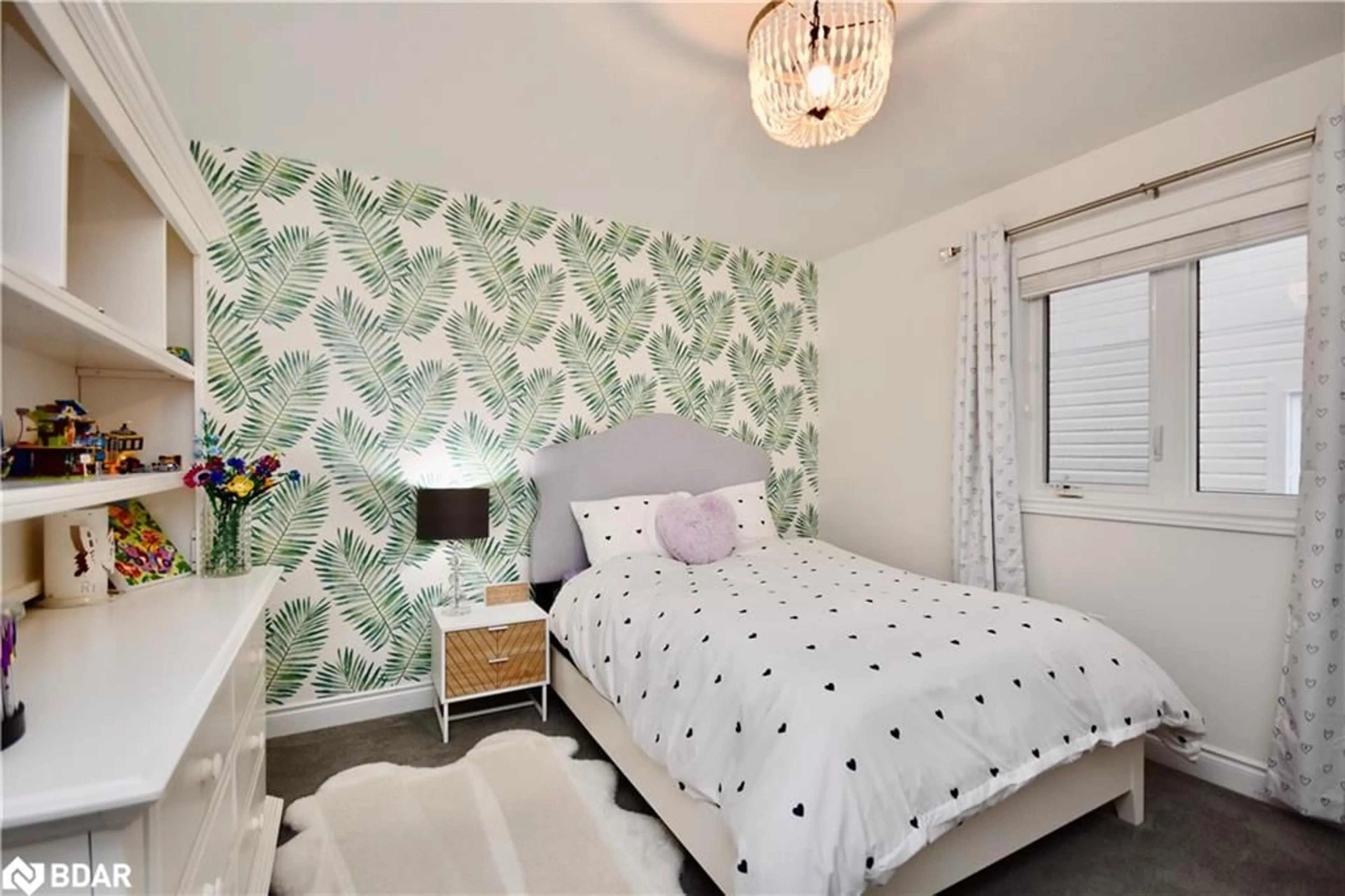 Bedroom with bed, unknown for 3089 Emperor Dr, Orillia Ontario L3V 0G4