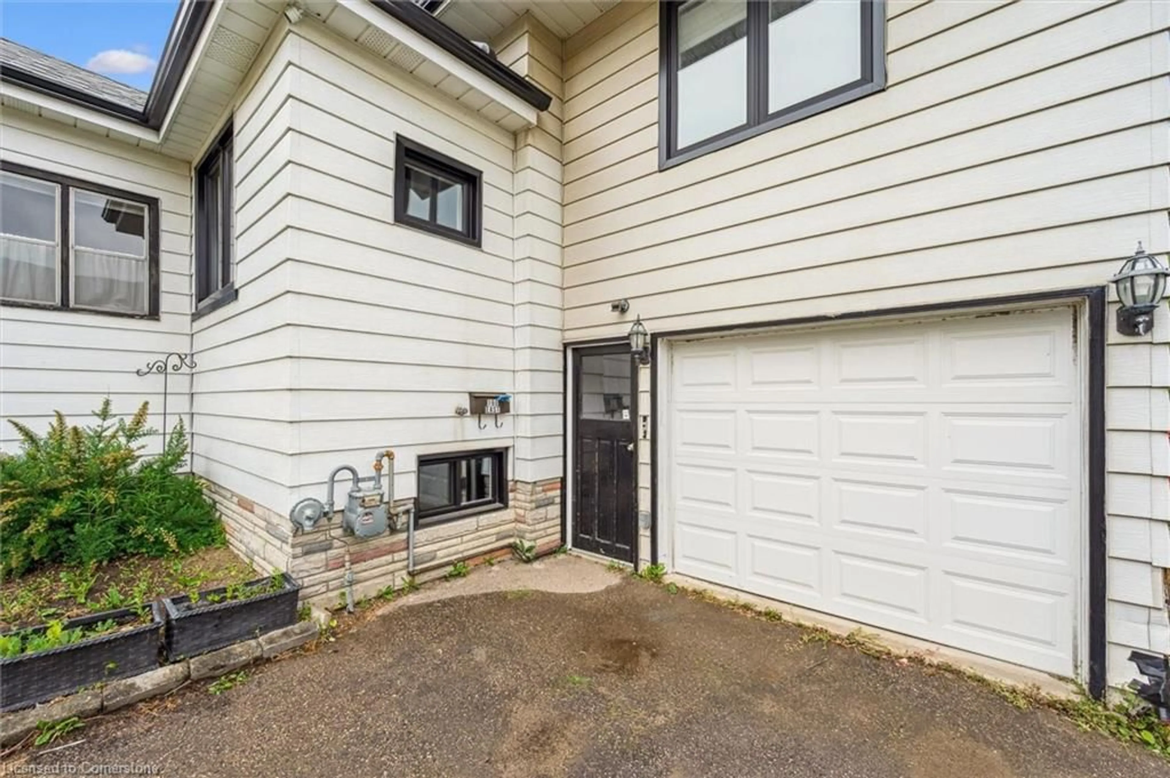 Unknown for 160 Forfar St, Fergus Ontario N1M 1B2