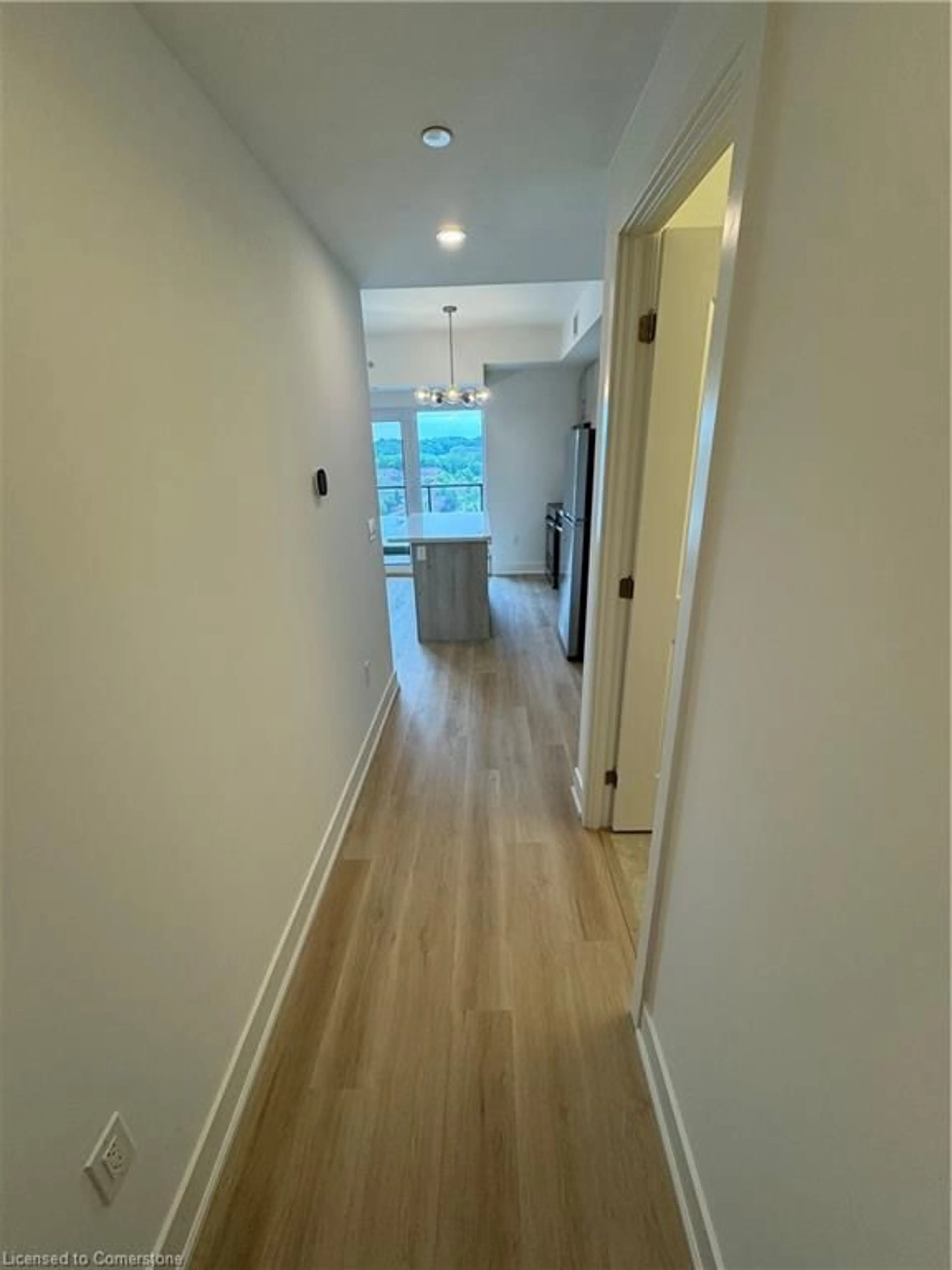 A pic of a room for 575 Conklin Rd #811, Brantford Ontario N3T 0B9