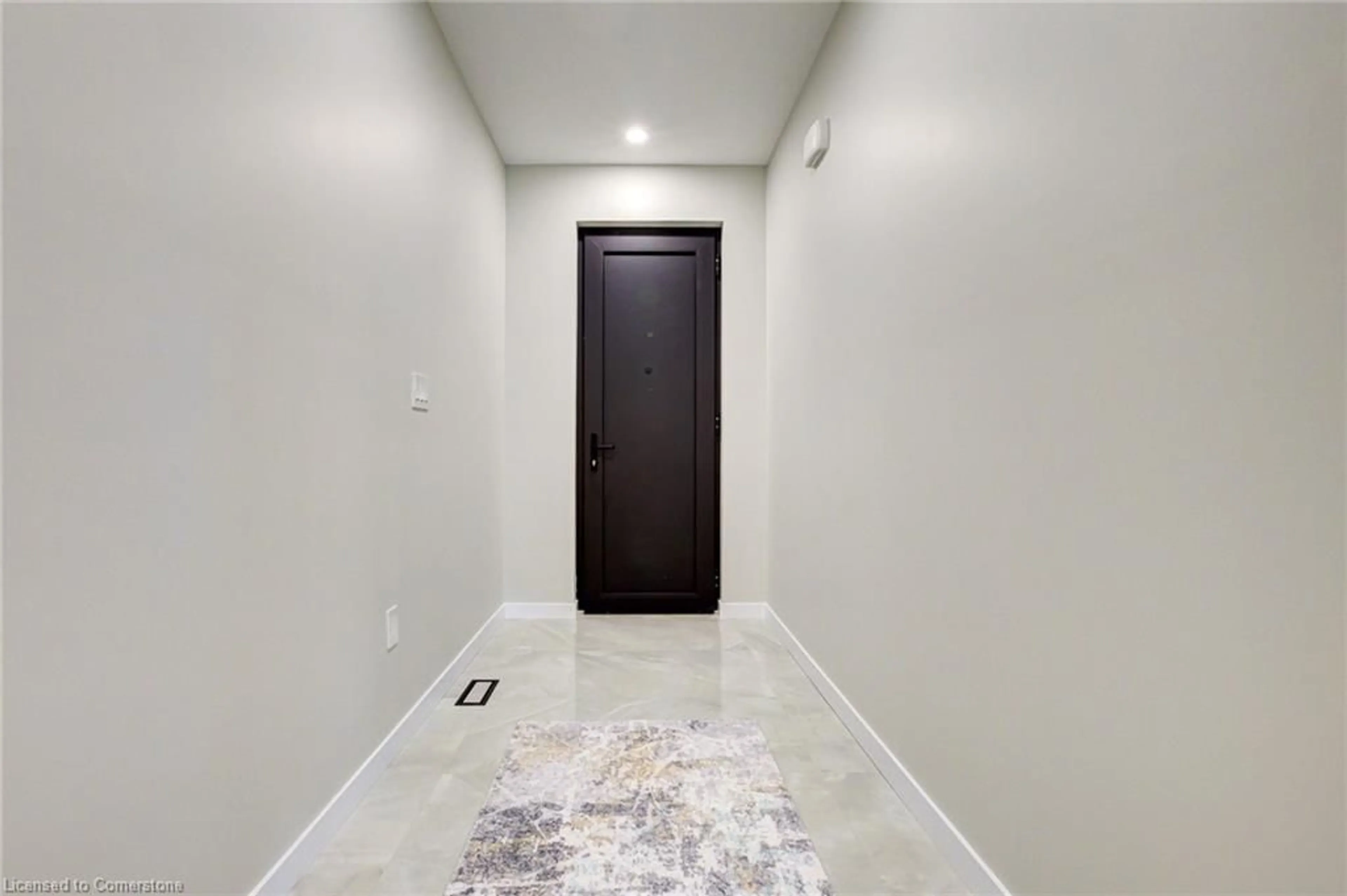 Unknown for 93 Oak St, Cambridge Ontario N1R 4L3