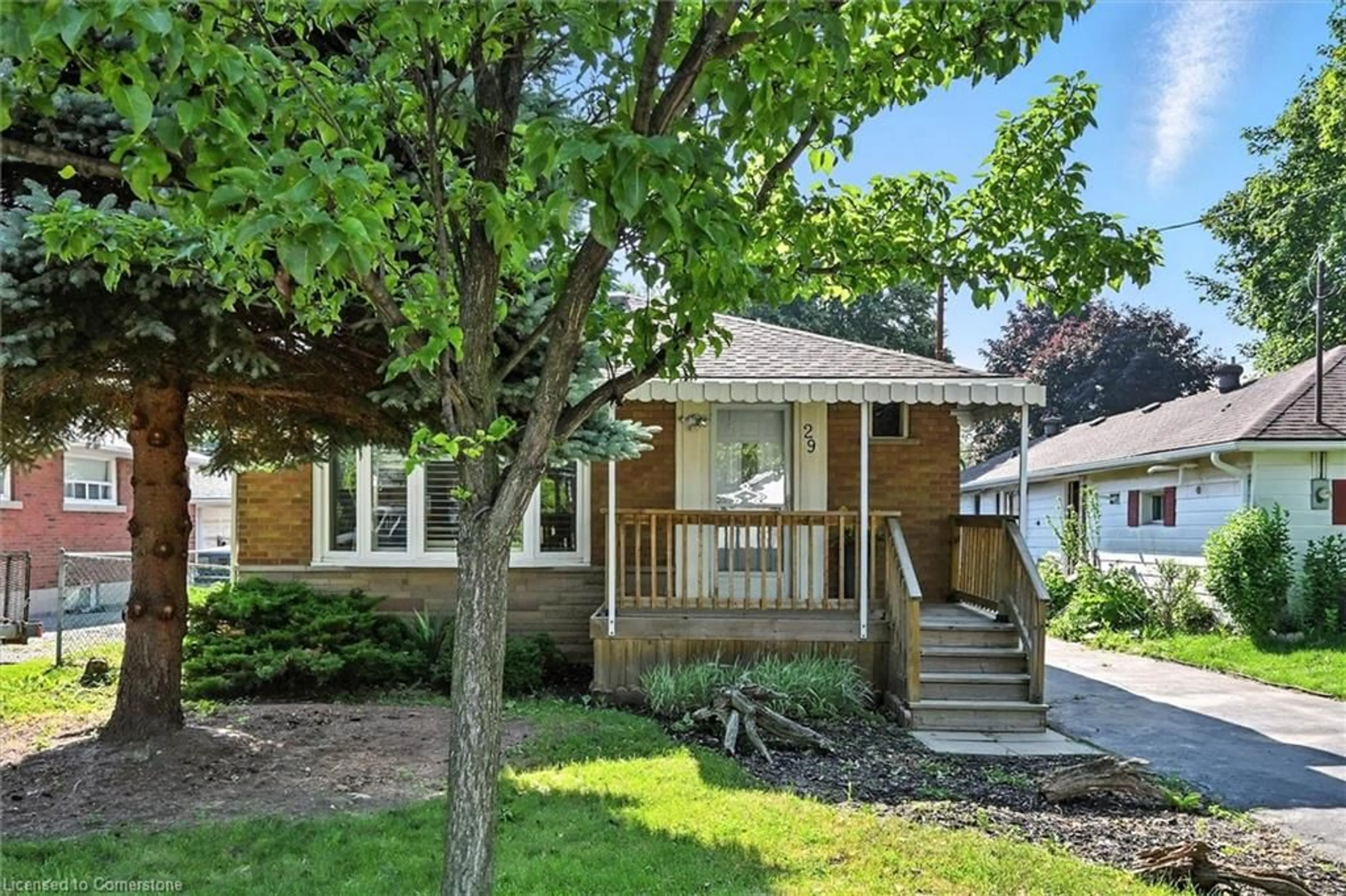 Home with brick exterior material, street for 29 West 21st. St, Hamilton Ontario L9C 4M3