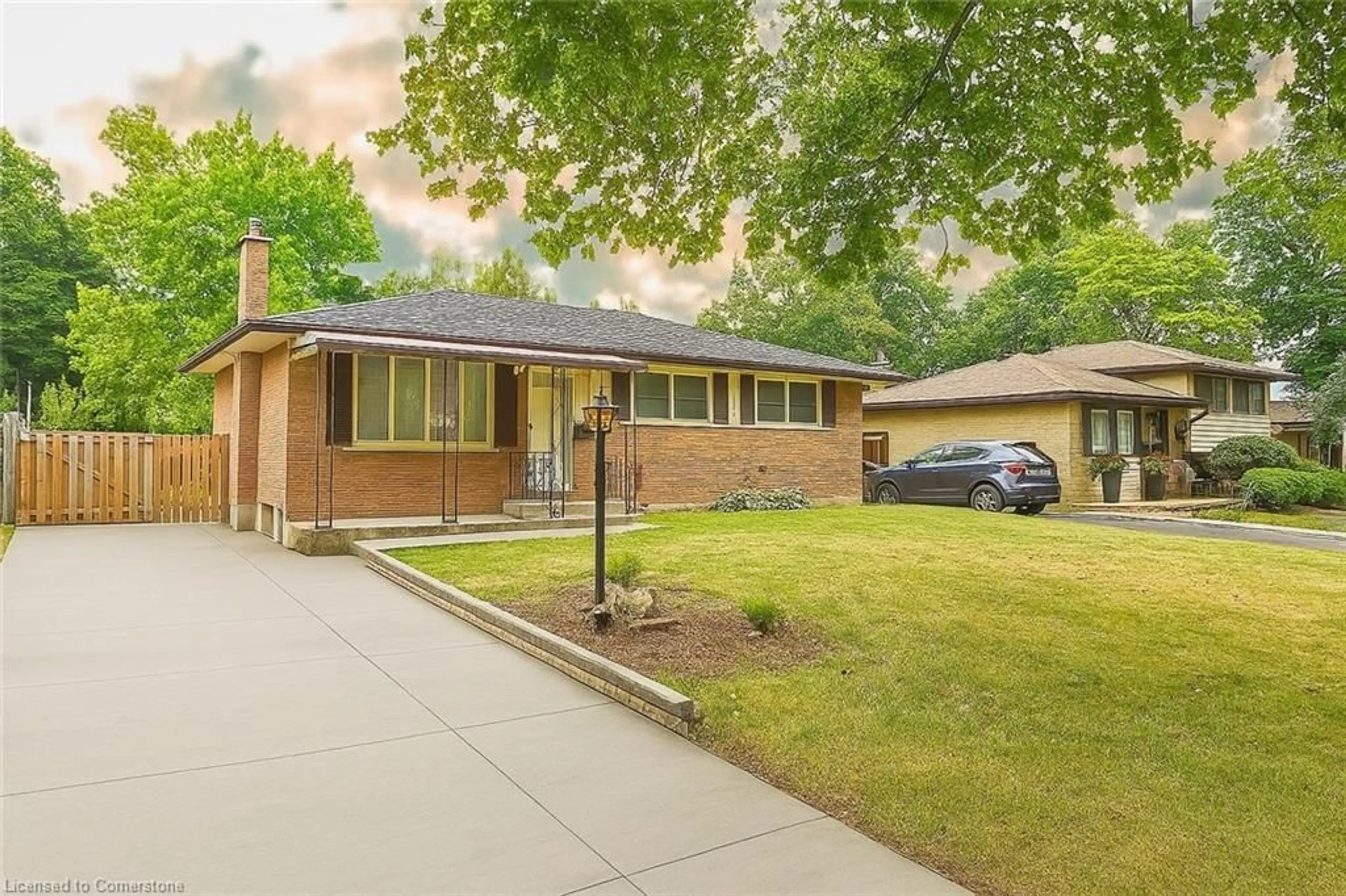 Home with brick exterior material, street for 92 Cayuga Cres, London Ontario N5V 2W5