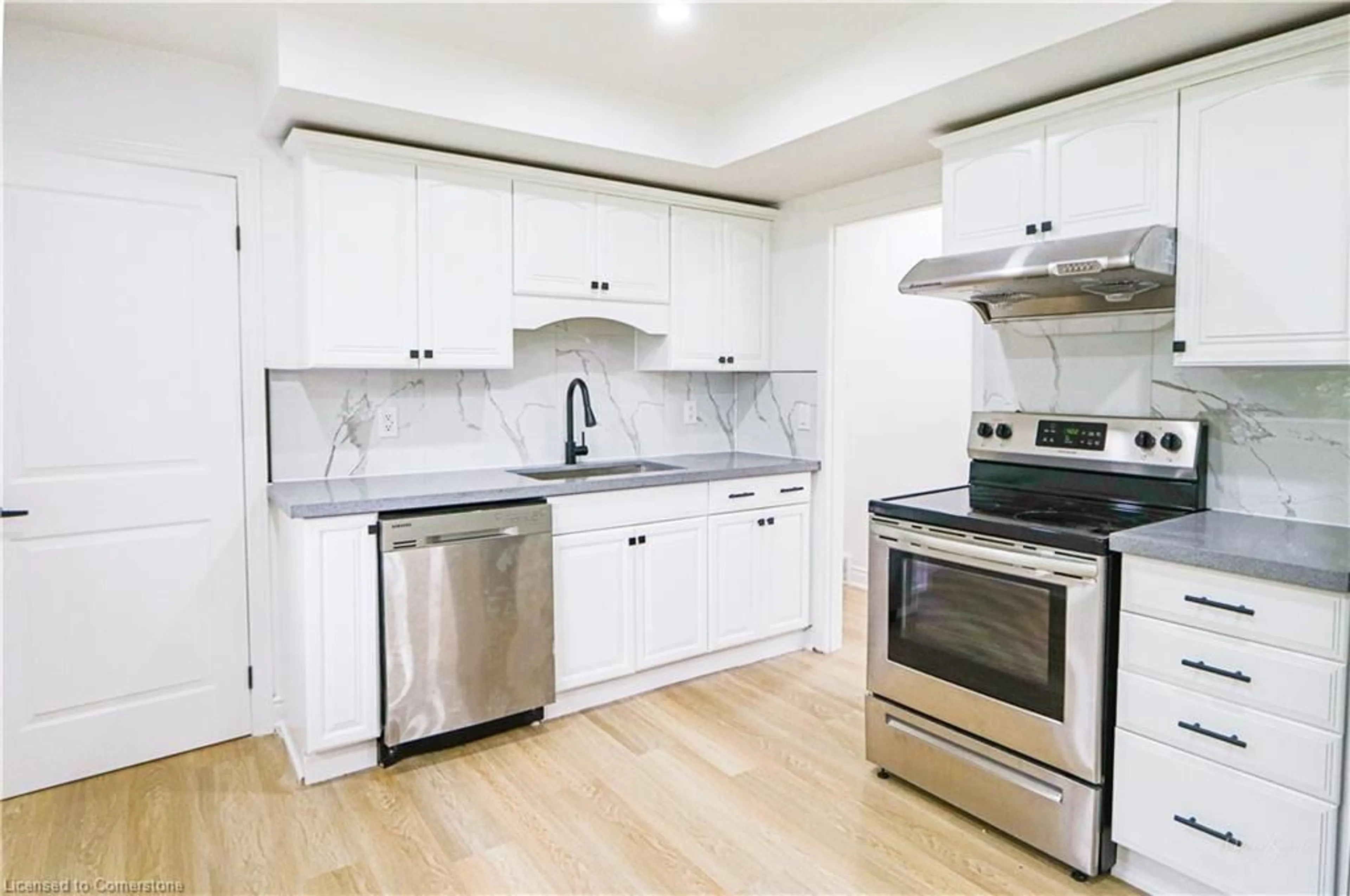 Unknown for 92 Cayuga Cres, London Ontario N5V 2W5