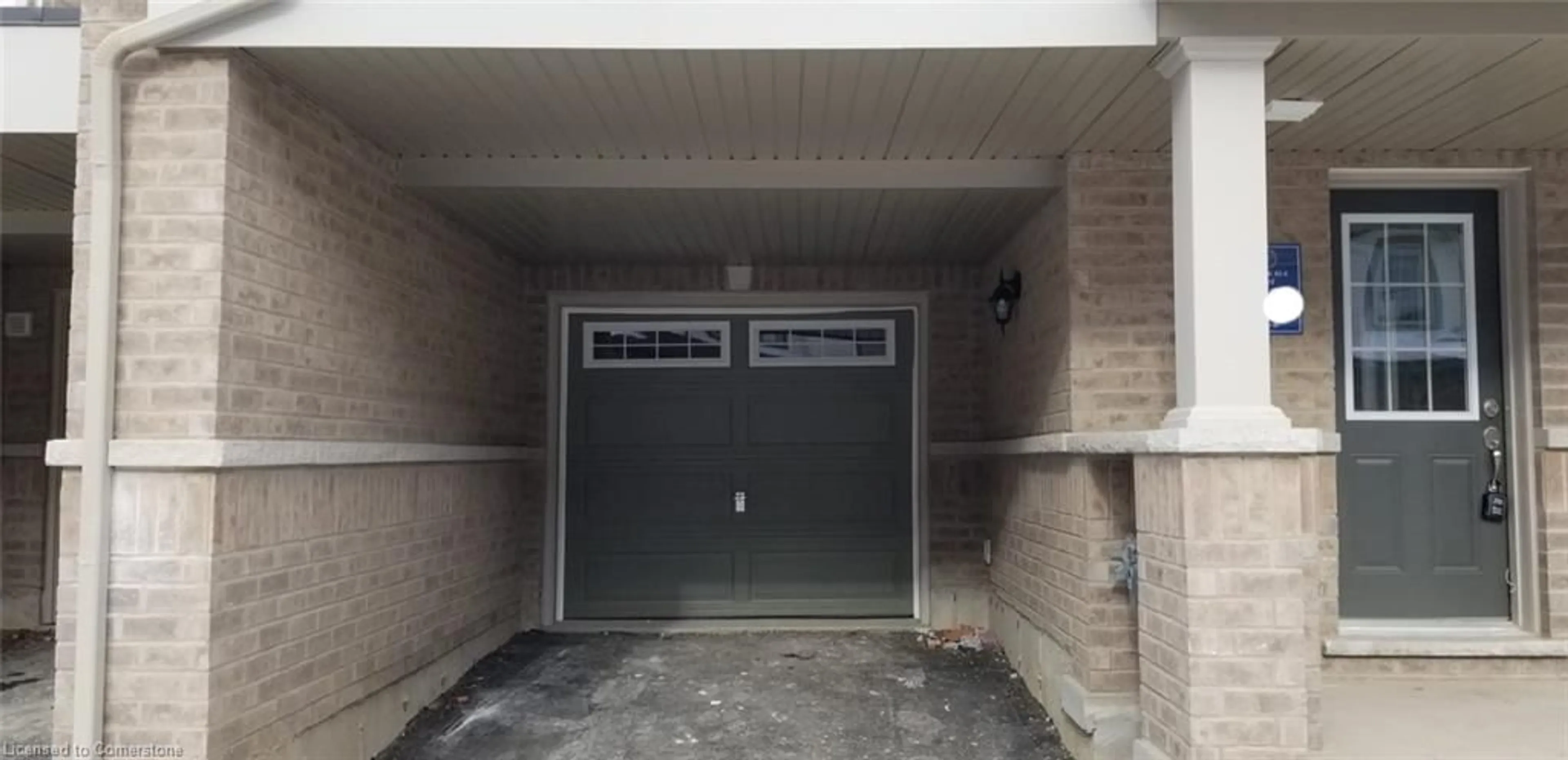 Indoor garage for 755 Linden Dr #53, Cambridge Ontario N3H 0E4