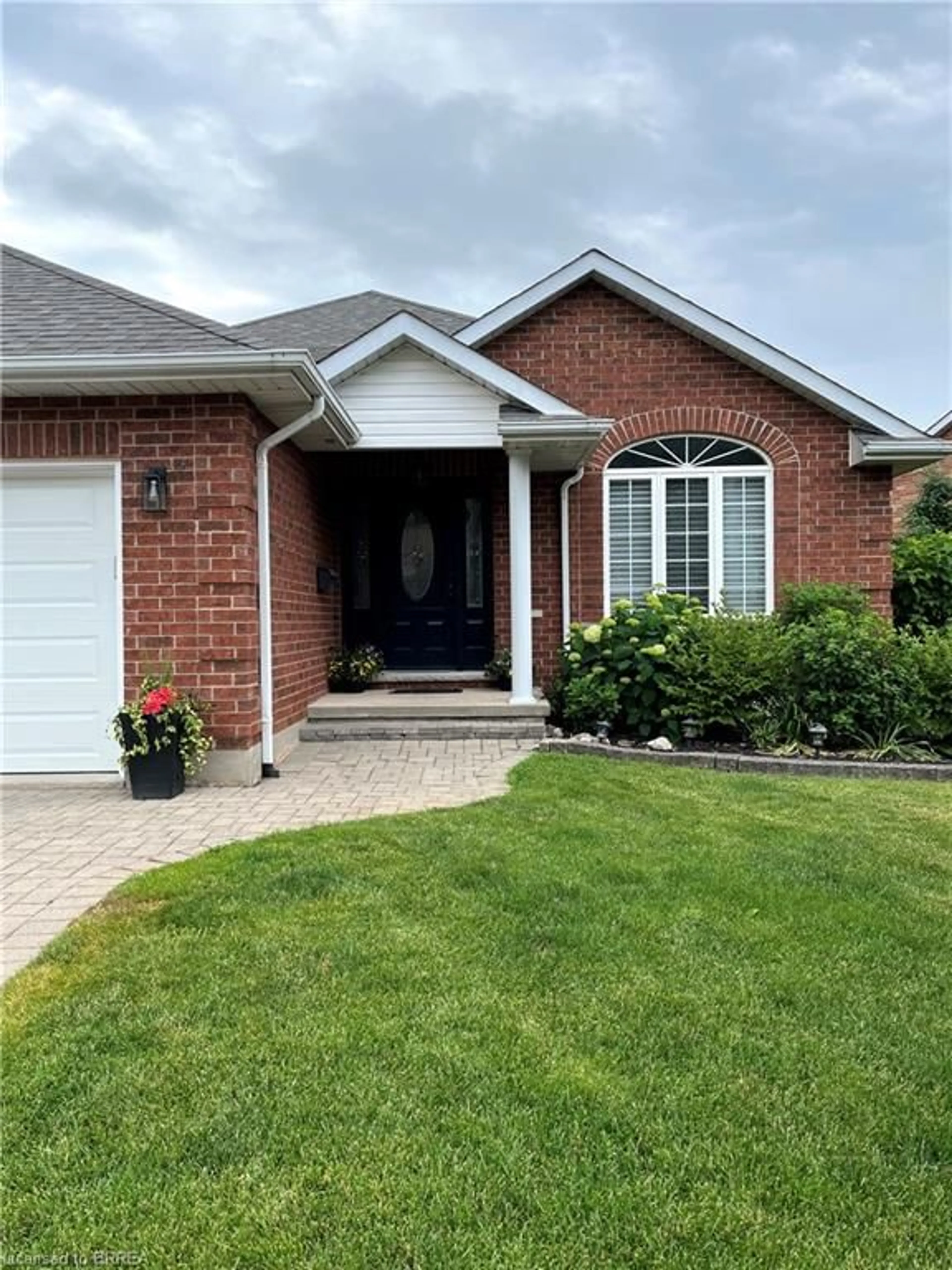 Home with brick exterior material, street for 67 Concord St, Fonthill Ontario L0S 1E0
