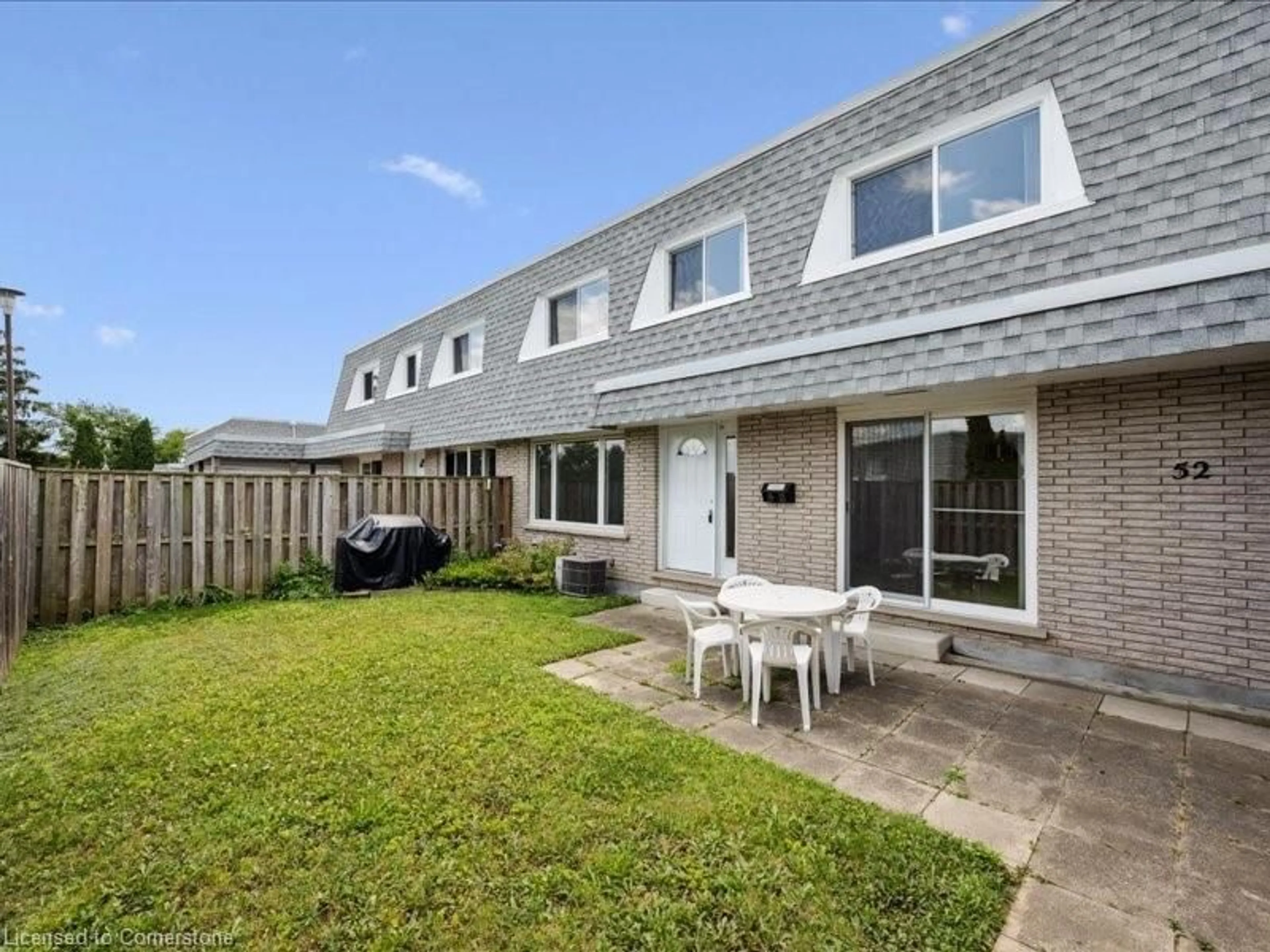 A pic from outside/outdoor area/front of a property/back of a property/a pic from drone, street for 14 Williamsburg Rd #52, Kitchener Ontario N2E 1W1