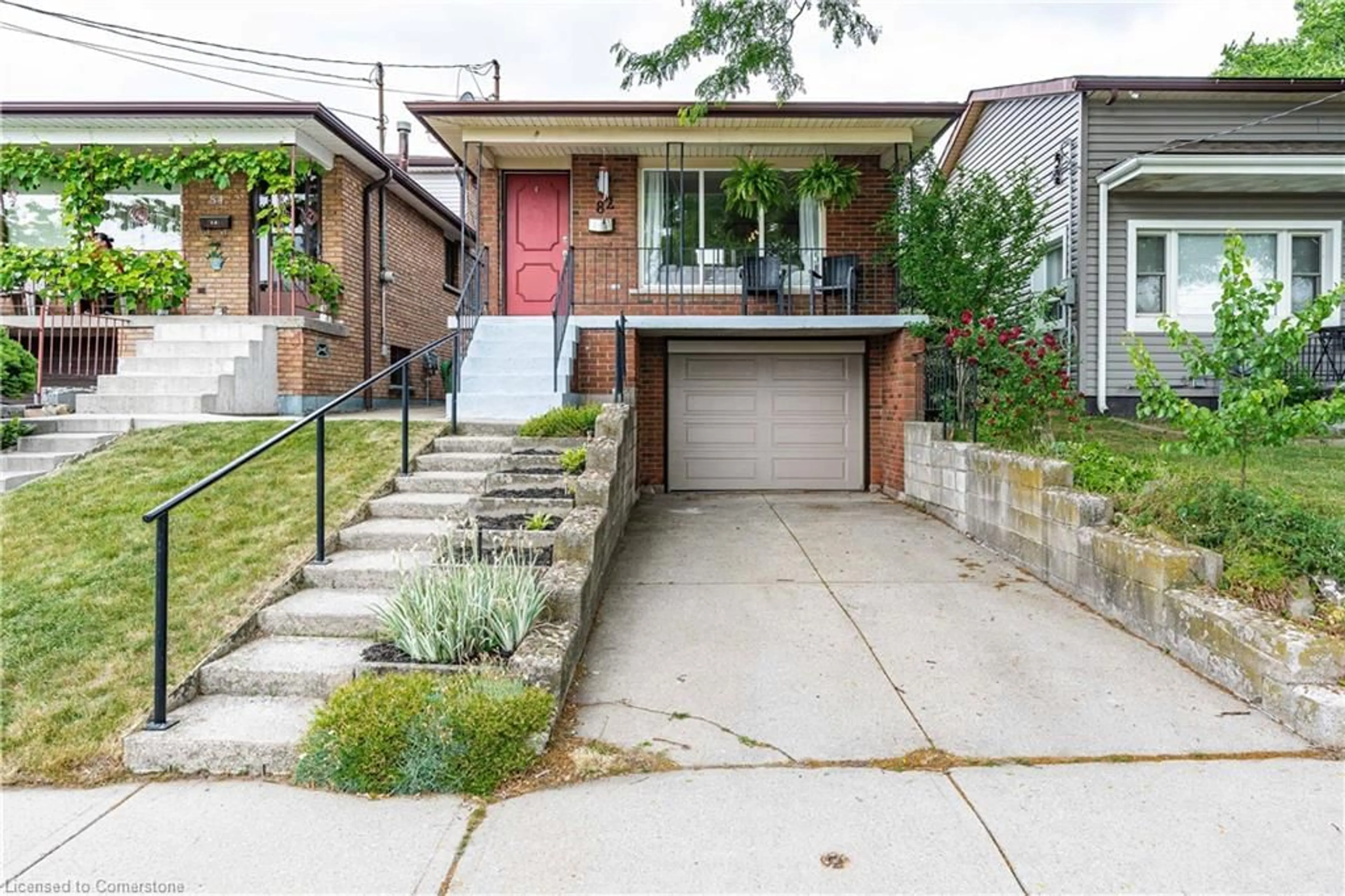Home with brick exterior material, street for 82 East 36th St, Hamilton Ontario L8V 3Z1