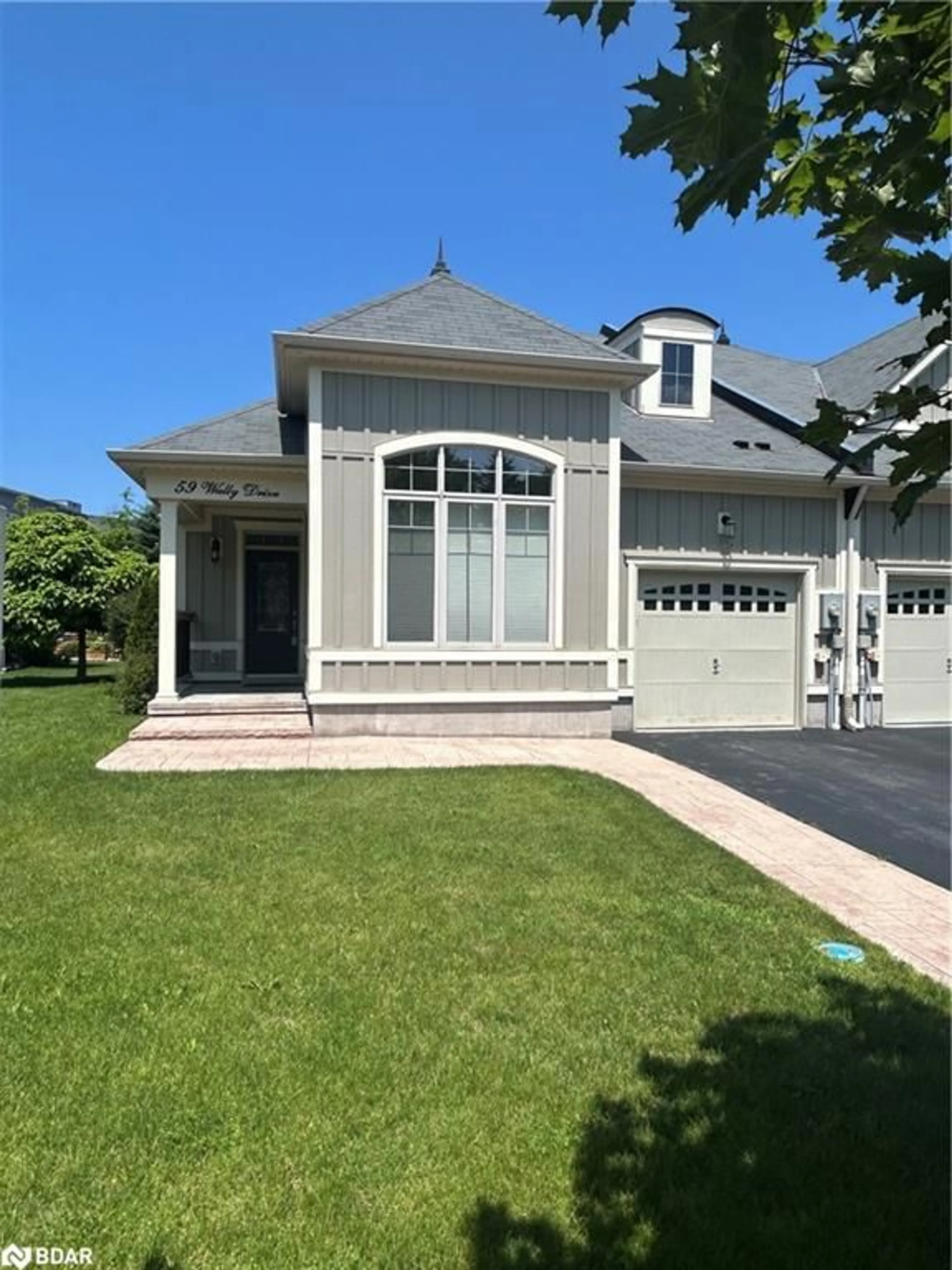 Home with vinyl exterior material, street for 59 Wally Dr, Wasaga Beach Ontario L9Z 0G5