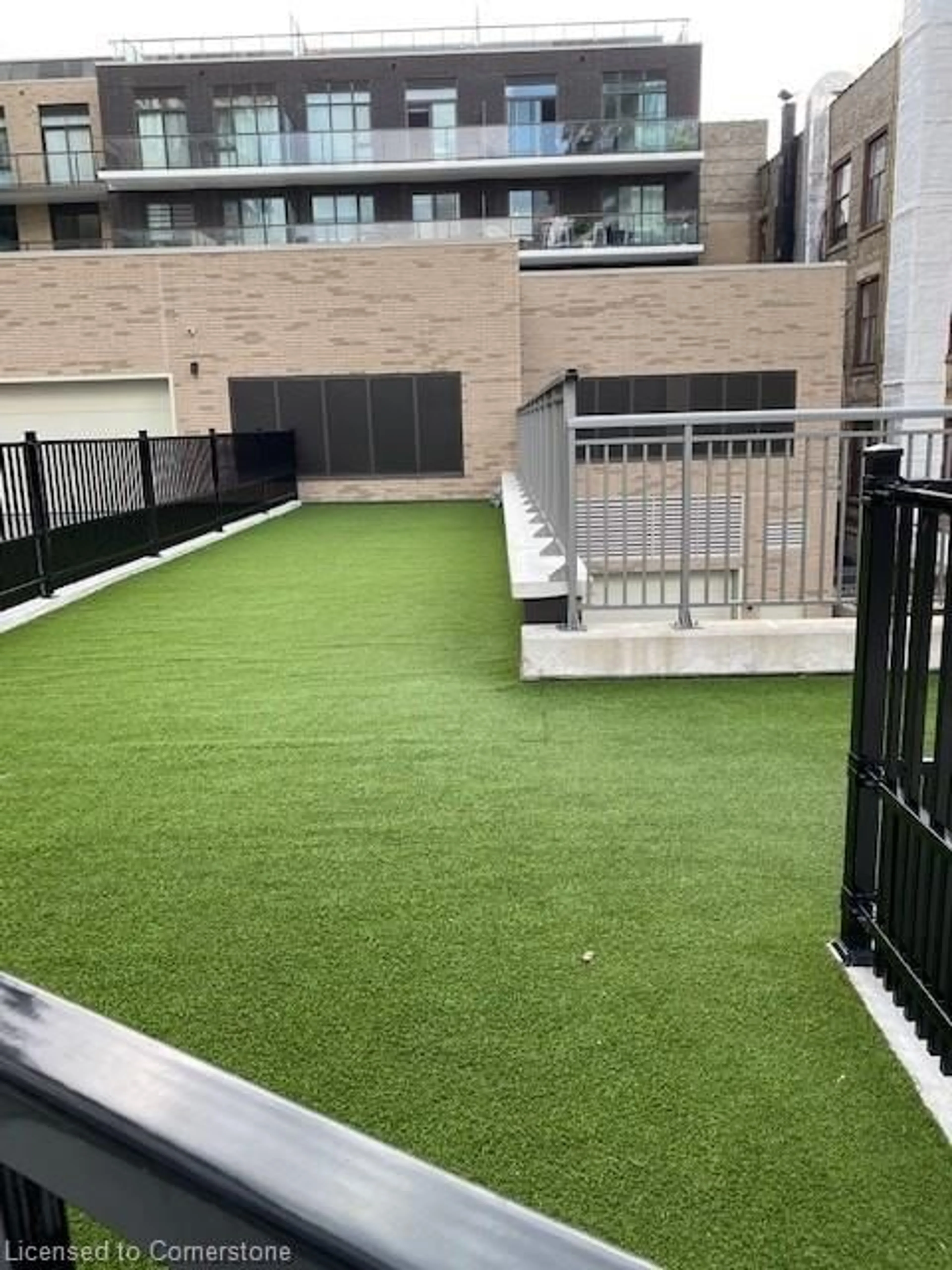 Patio, street for 55 Duke St #2106, Kitchener Ontario N2H 0C9
