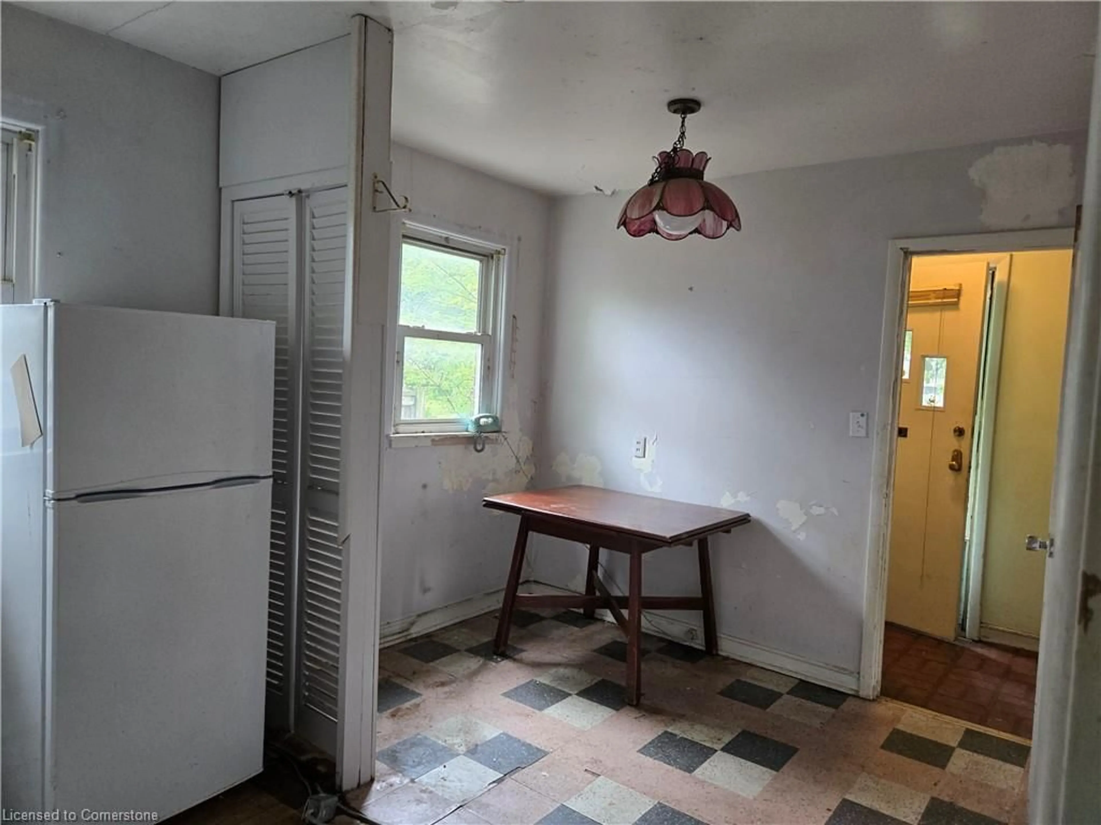 A pic of a room for 28 Ambleside Ave, Toronto Ontario M8Z 2H6