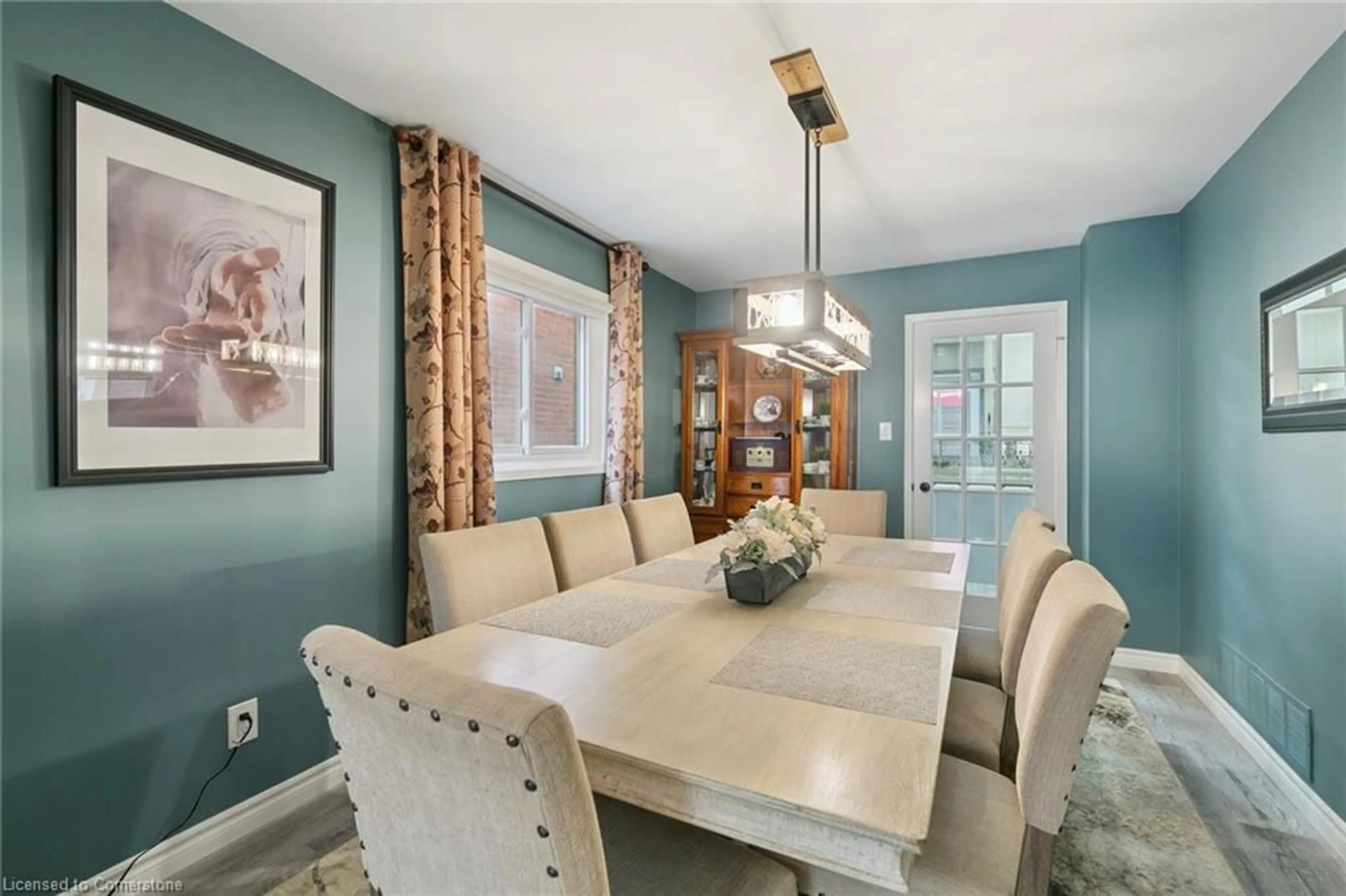 Dining room, ceramic/tile floor for 3523 Pintail Cir, Mississauga Ontario L5N 6C8