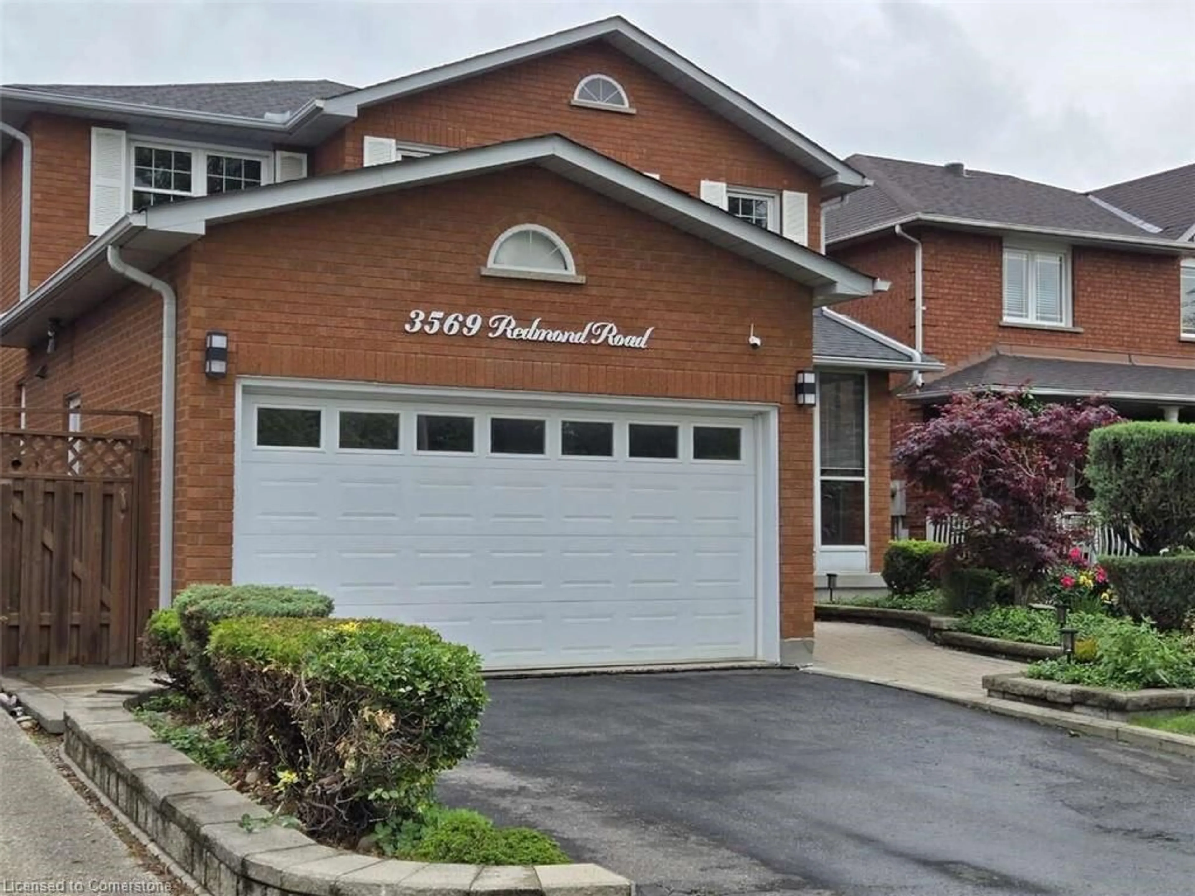 Home with brick exterior material, street for 3569 Redmond Rd, Mississauga Ontario L5B 3W2