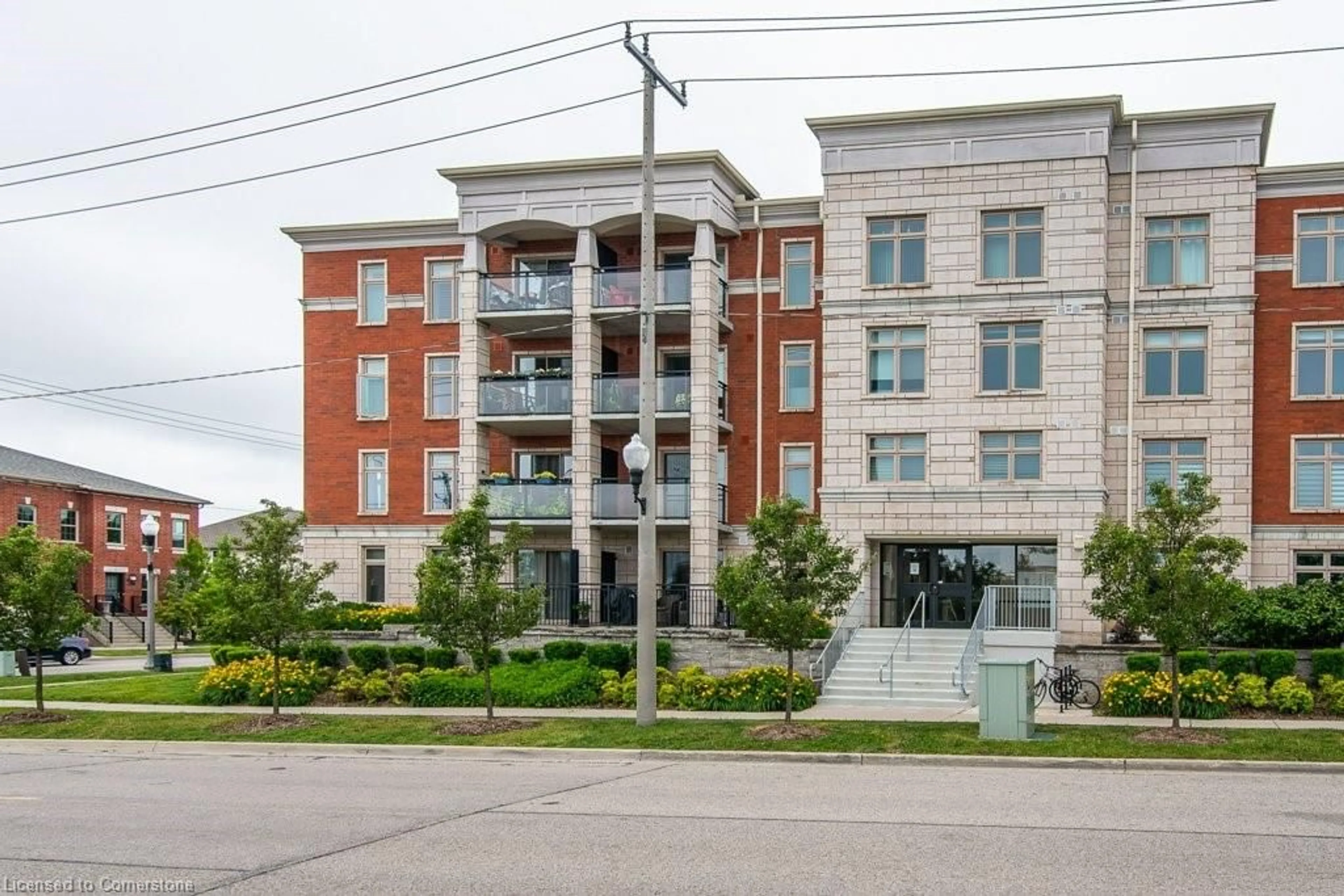 Patio, building for 155 Commonwealth St #205, Kitchener Ontario N2E 0G5