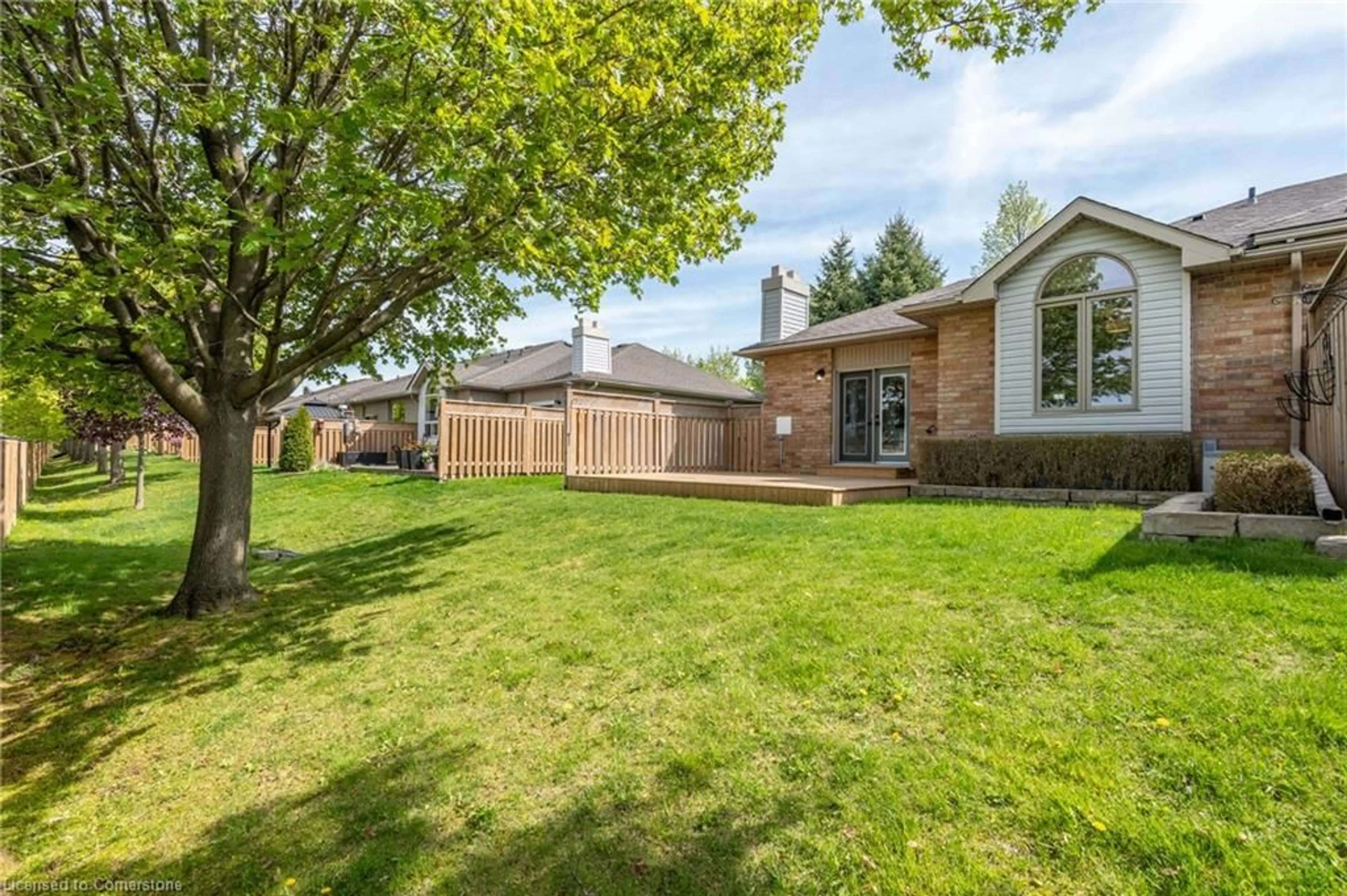 Patio, street for 60 Northern Breeze St, Mount Hope Ontario L0R 1W0
