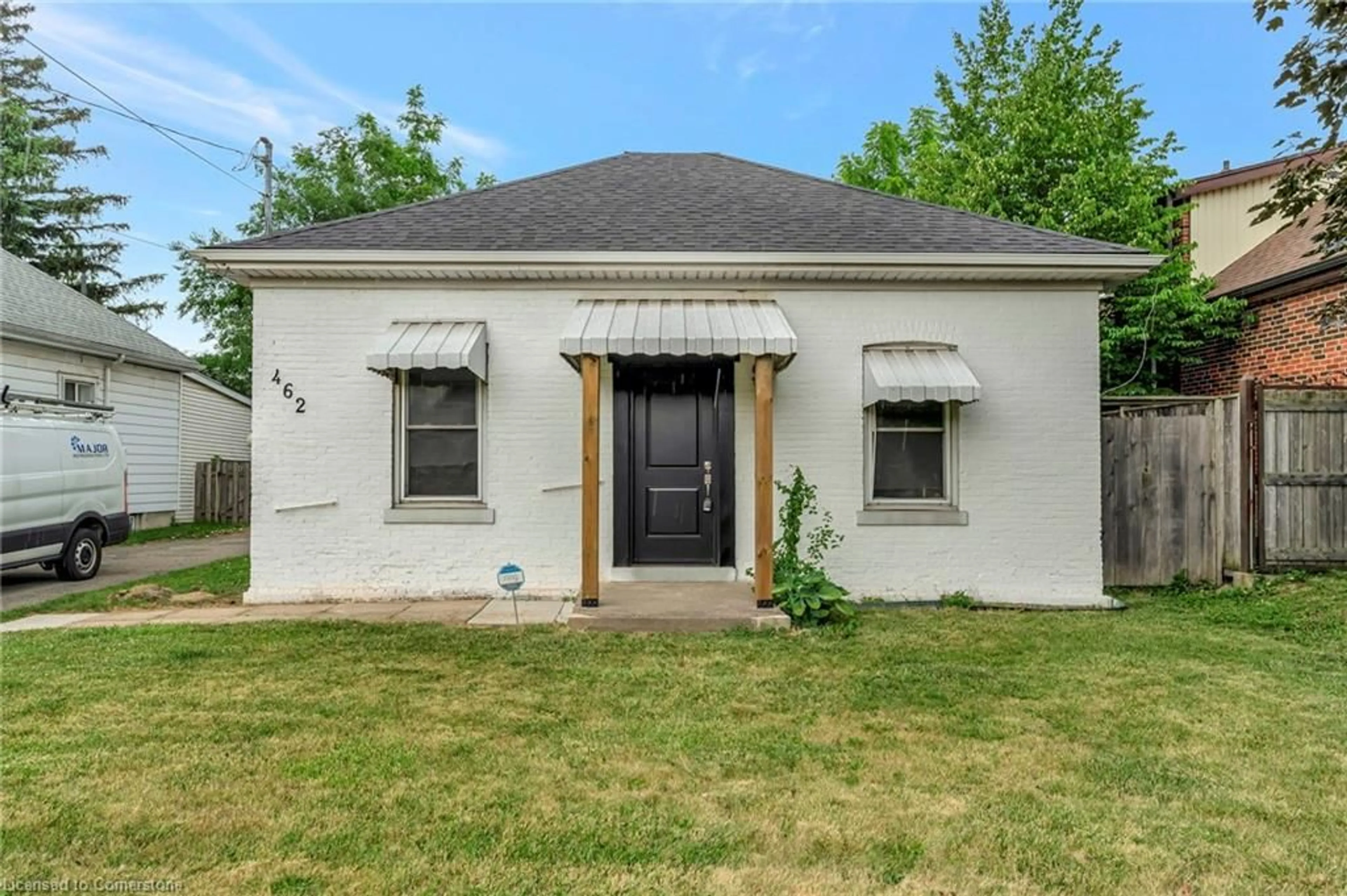 Home with brick exterior material, street for 462 Upper Wellington St, Hamilton Ontario L9A 3P4