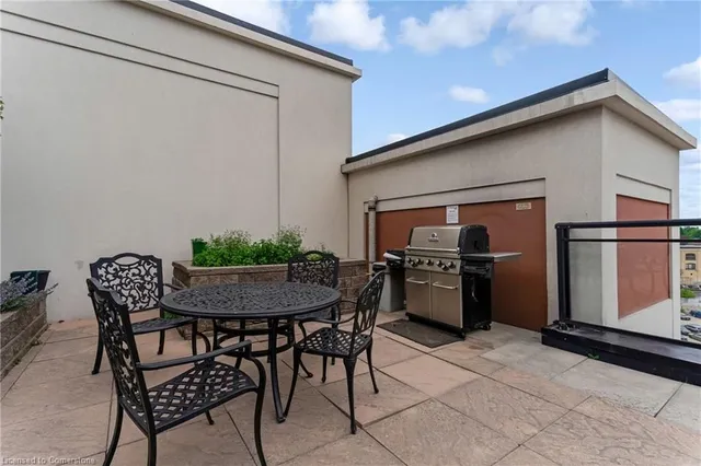 Additional property image - 410 King St Unit 413