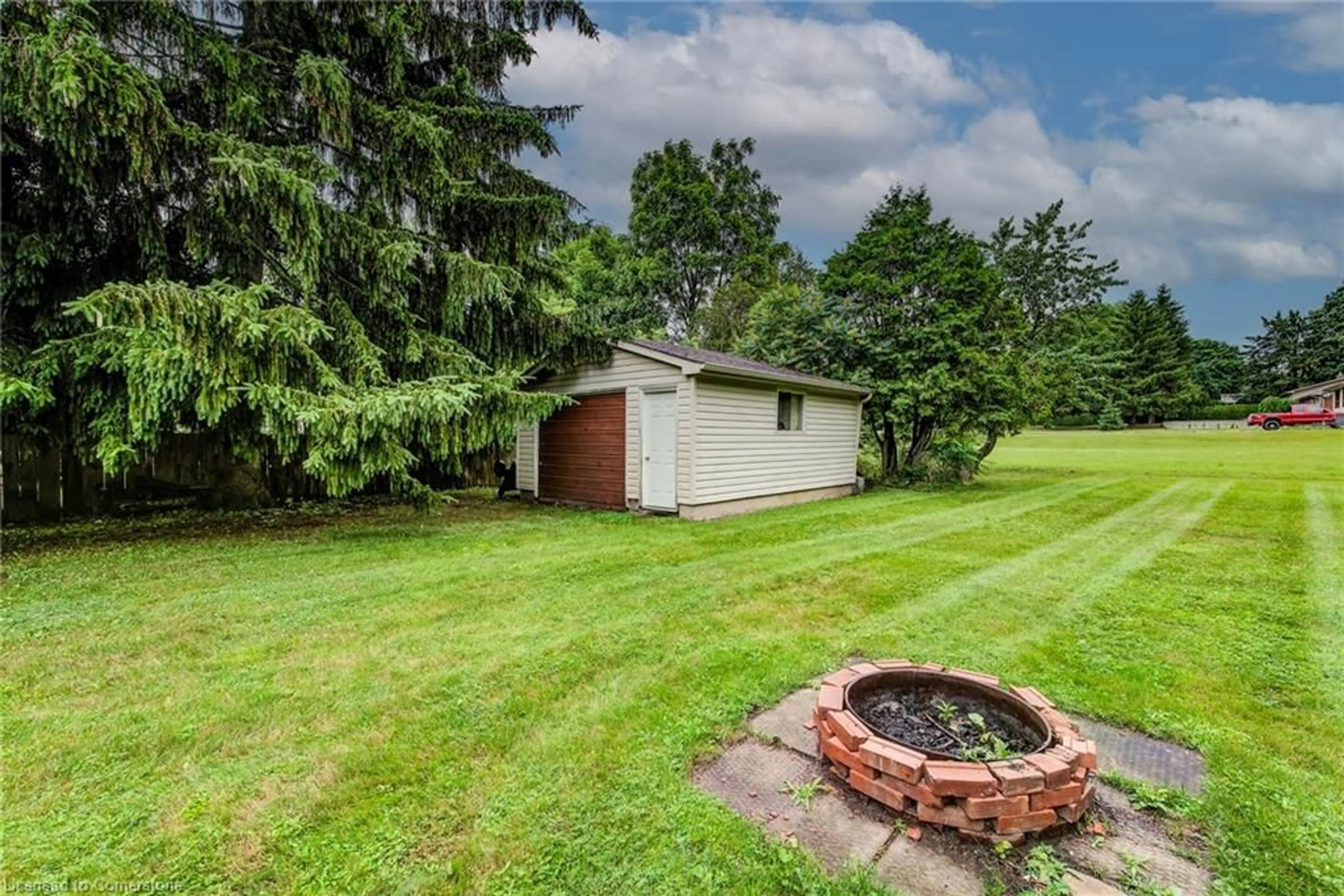 Unknown for 33 Golf Course Rd, Woolwich Ontario N0B 1N0