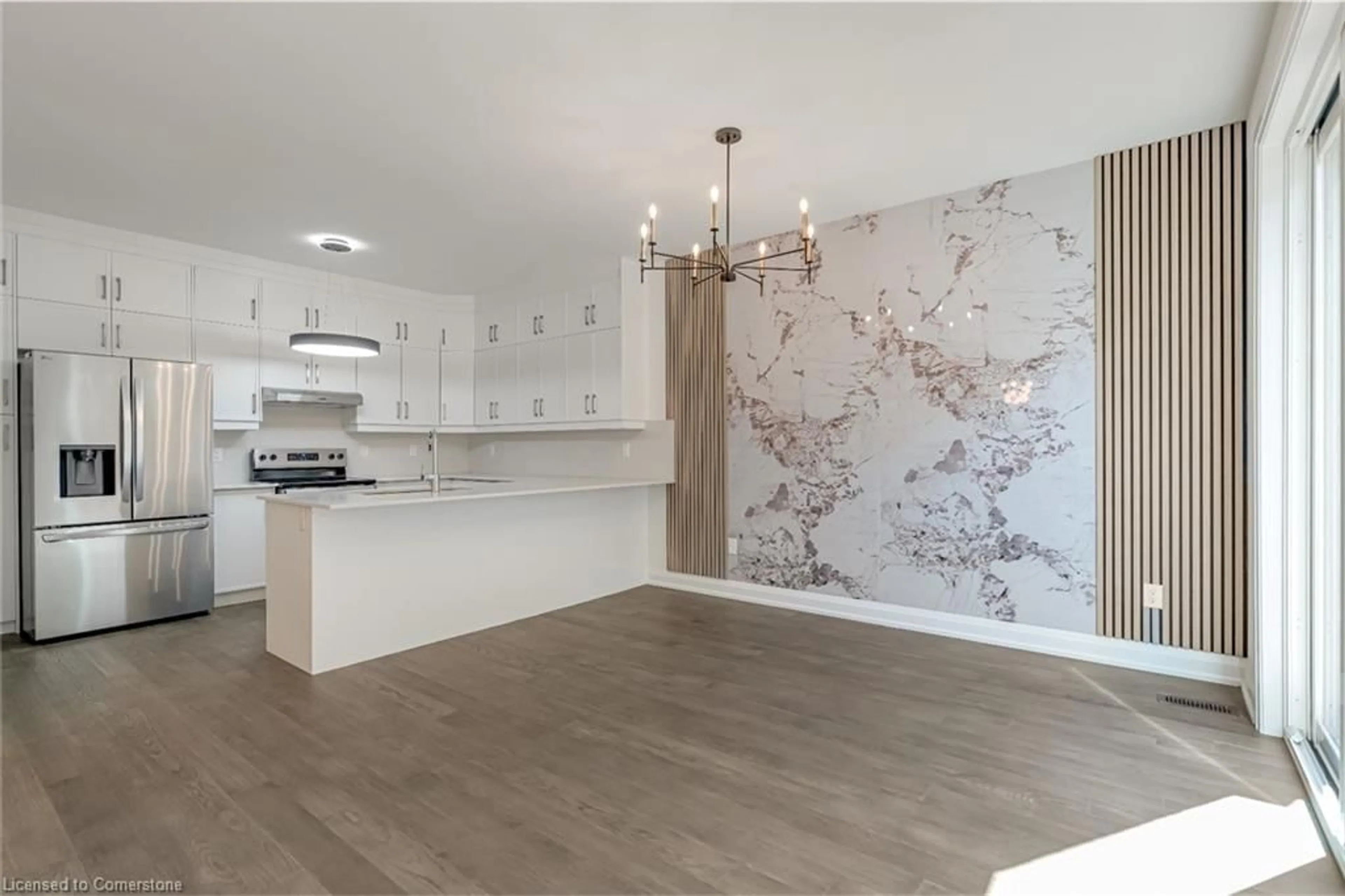Open concept kitchen, unknown for 2154 Walkers Line #2, Burlington Ontario L7M 3R9