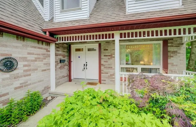 Additional image 40 of 33 Manitoulin Cres