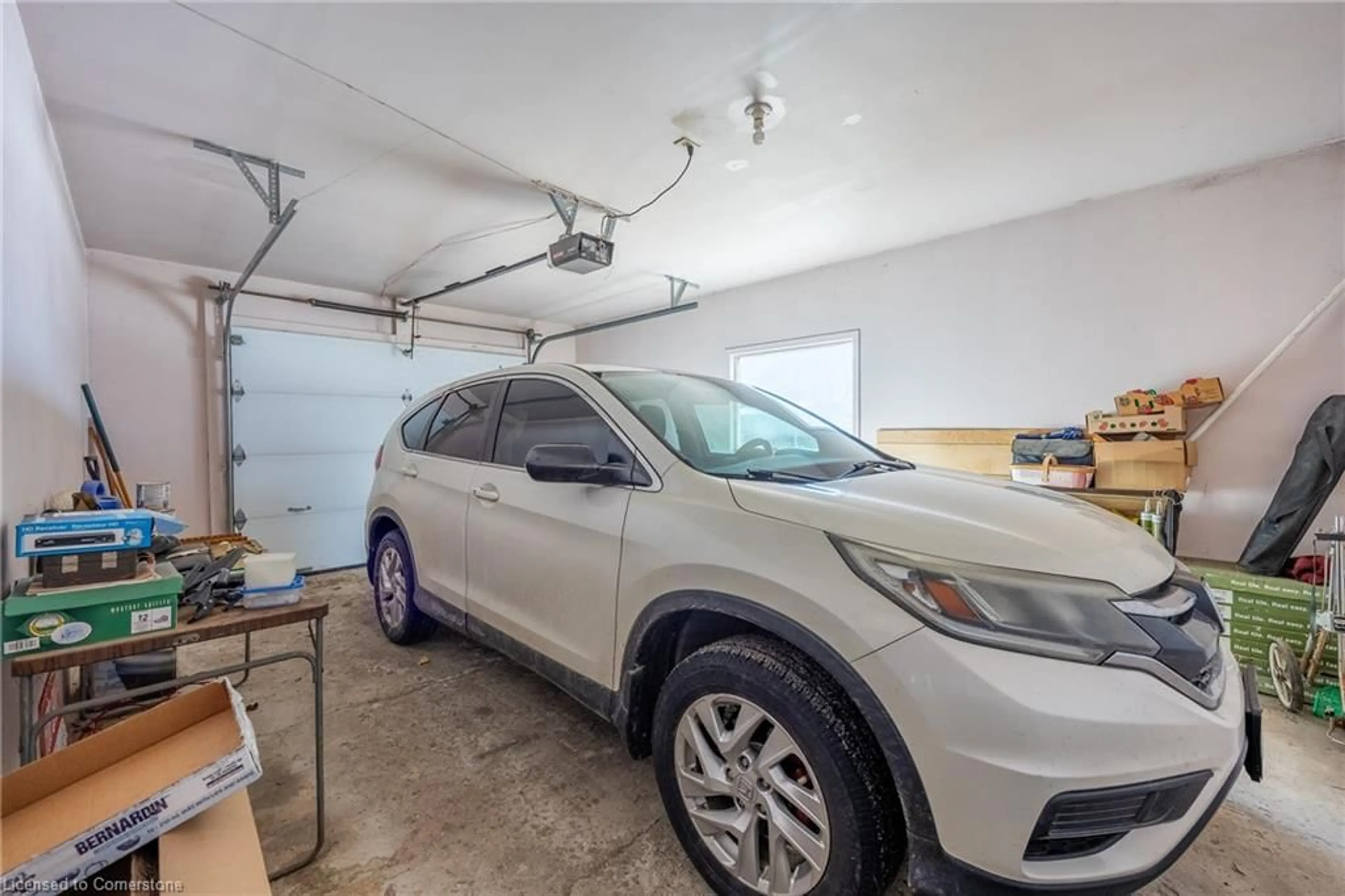 Indoor garage for 1805 County Line 74, Waterford Ontario N0E 1Y0