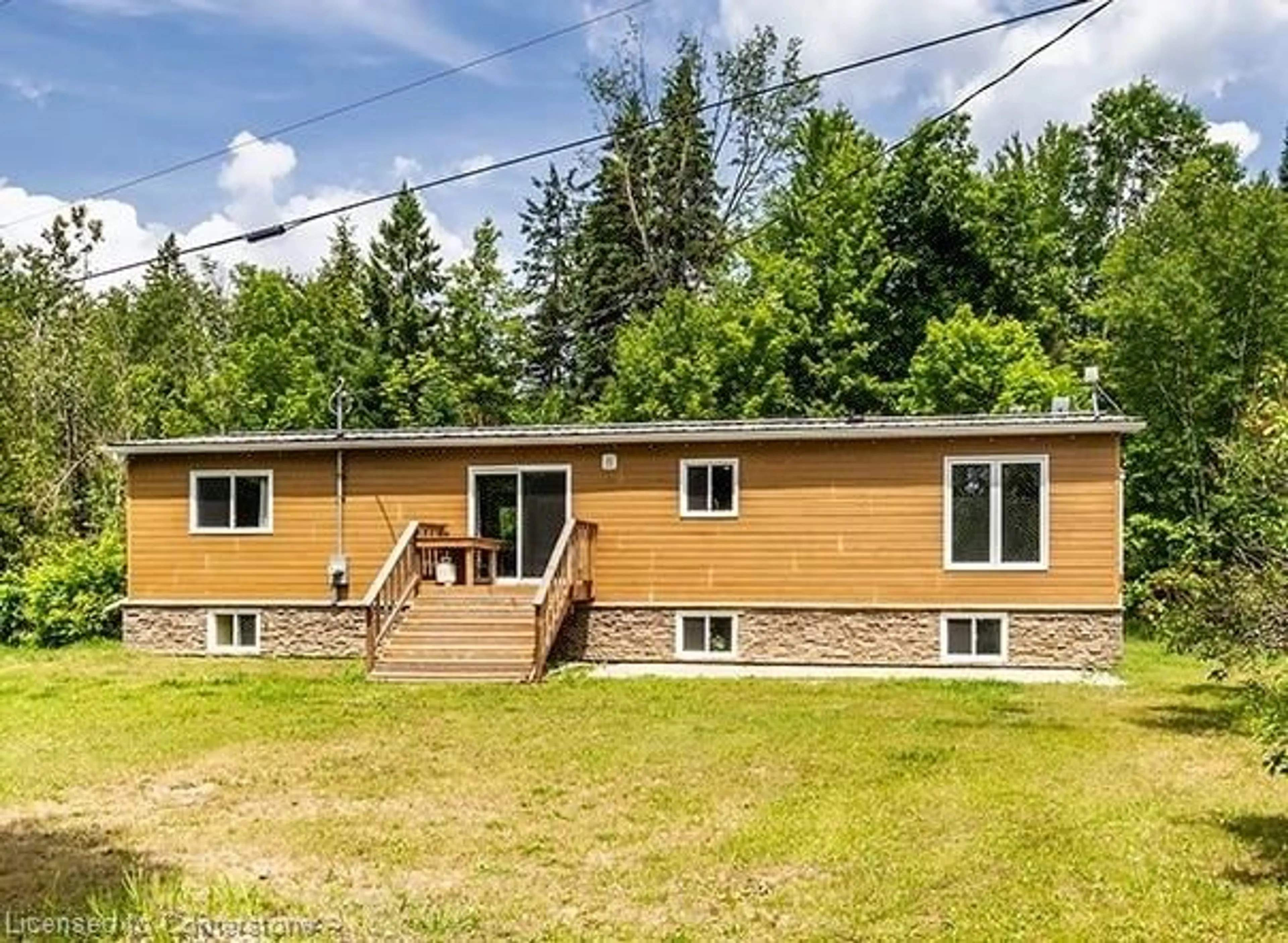 A pic from outside/outdoor area/front of a property/back of a property/a pic from drone, unknown for 147 Buller Rd, Norland Ontario K0M 2L0
