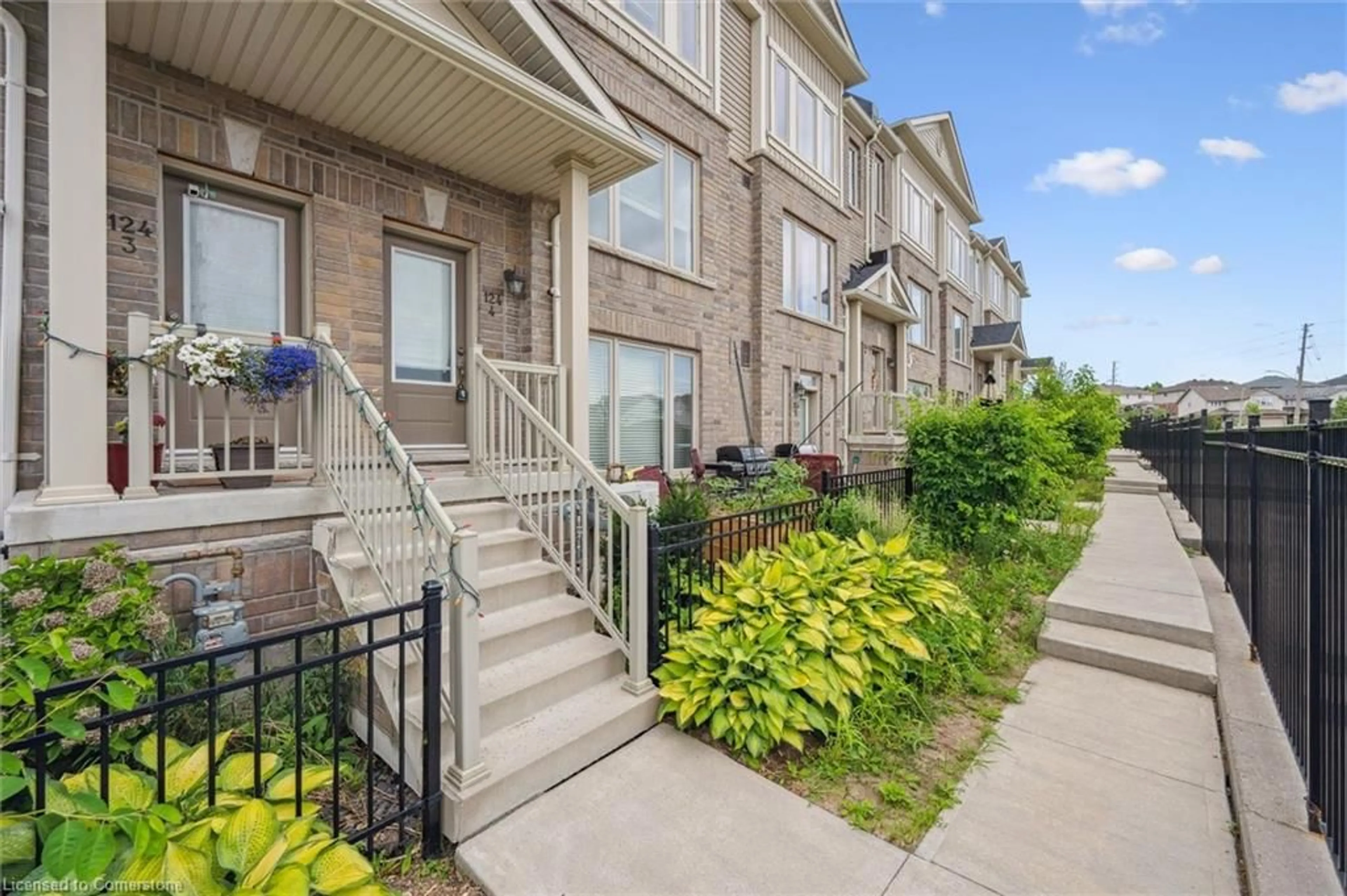 Unknown for 124 Watson Pky #4, Guelph Ontario N1E 0P6
